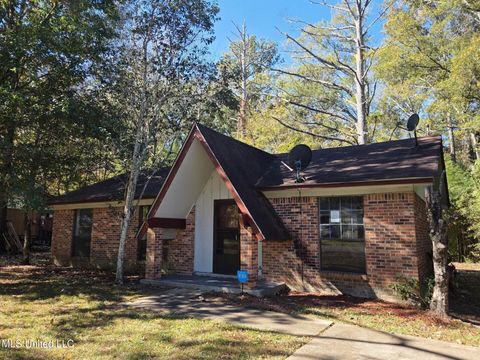 Homes For Sale - 713 Wicker Street<br/> Forest, MS 39074