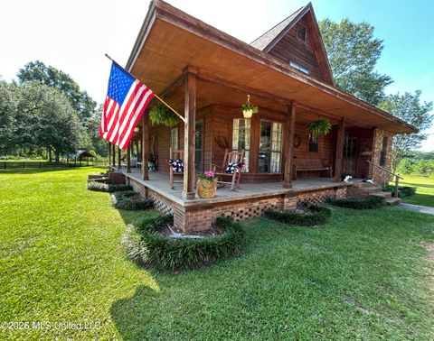 Homes For Sale - 86 Kennedy Road<br/> Walthall County, Tylertown, MS 39667