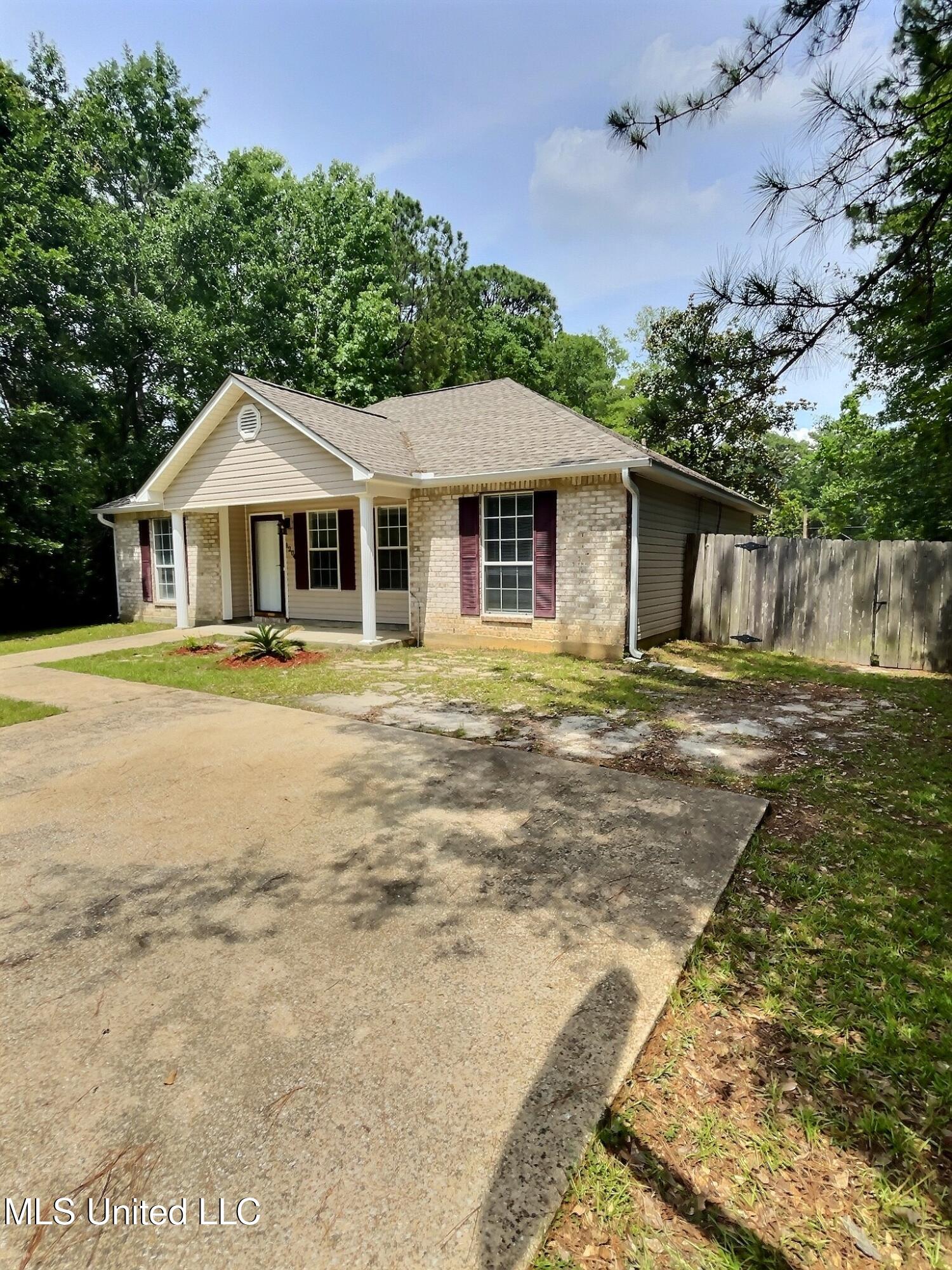 1204 Dorothy Street, Ocean Springs, Mississippi image 2