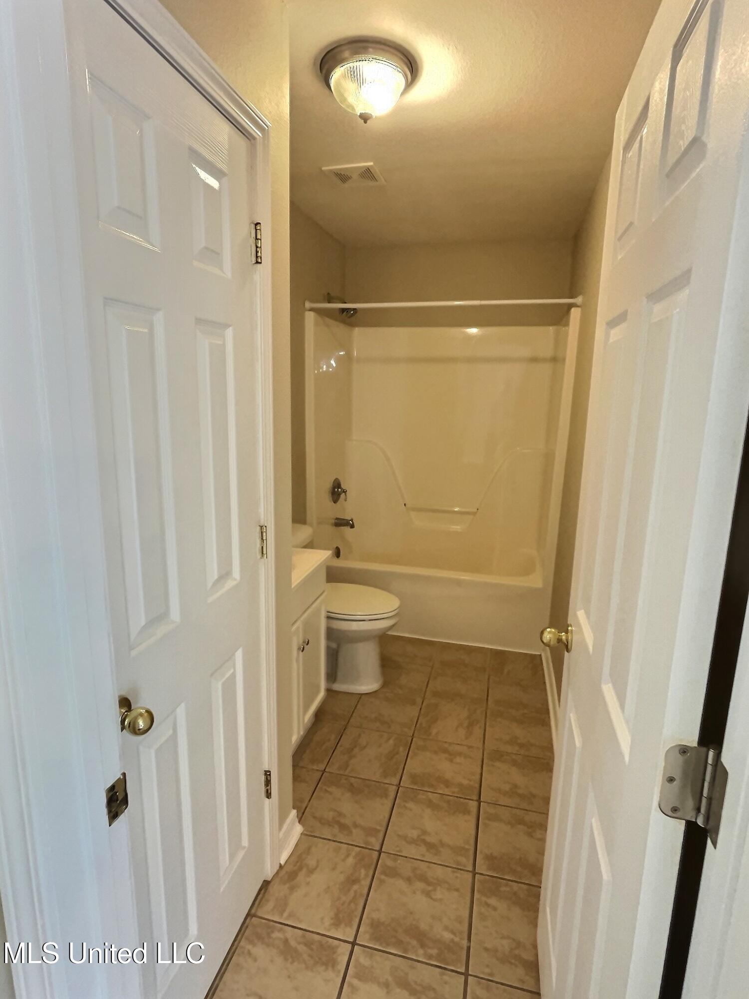1204 Dorothy Street, Ocean Springs, Mississippi image 10