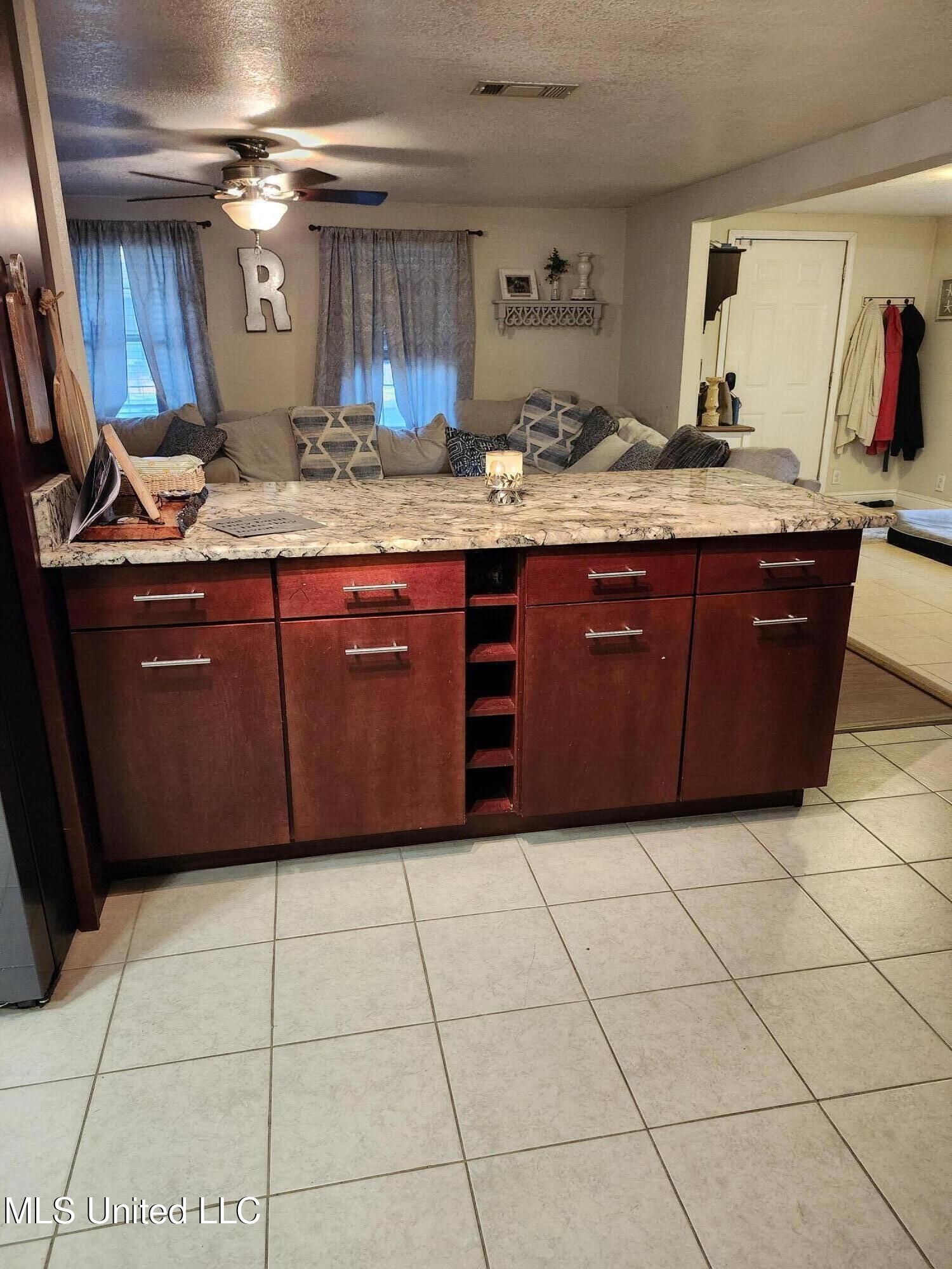 2512 Bahama Drive, Gautier, Mississippi image 8