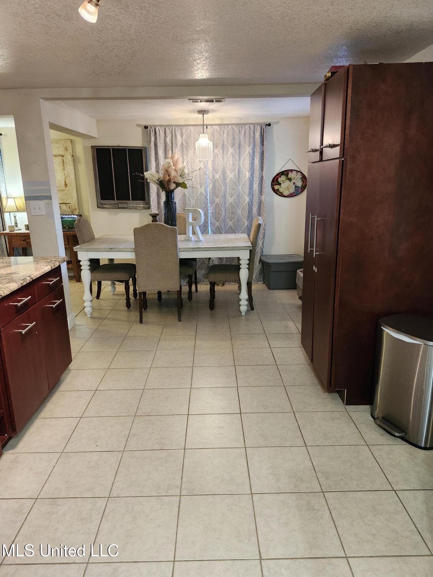 2512 Bahama Drive, Gautier, Mississippi image 10
