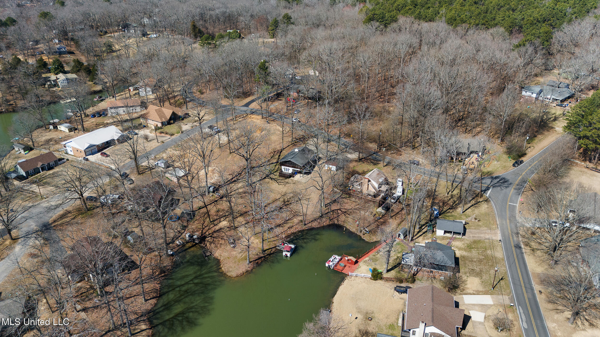 1005 N Thunderbird Drive, Hernando, Mississippi image 34