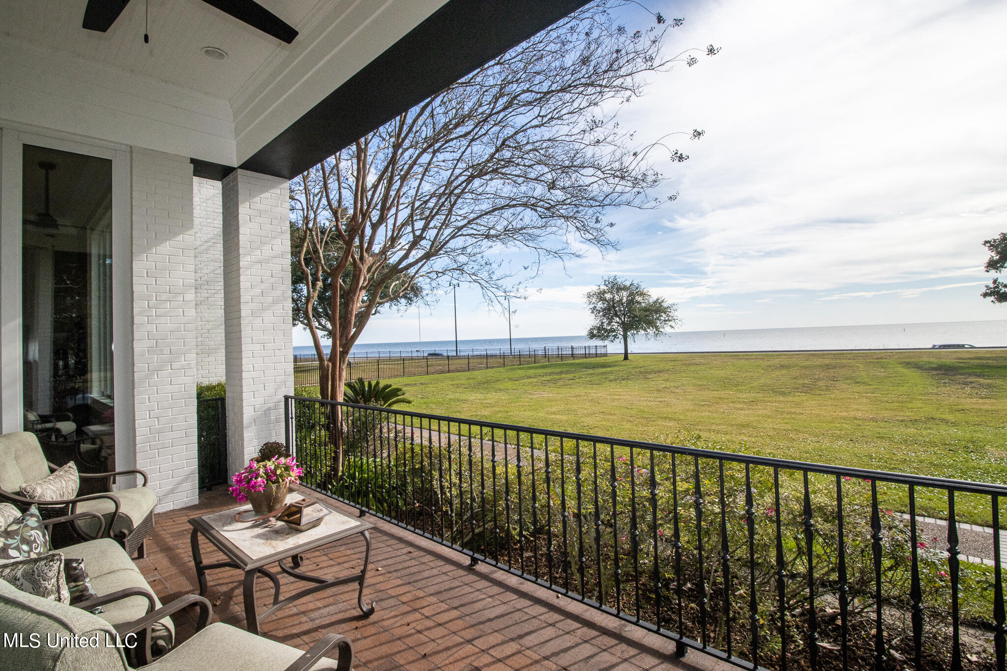 1600 Beach Drive, Gulfport, Mississippi image 15