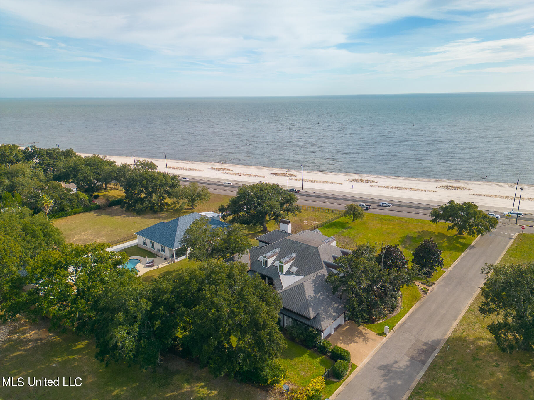 1600 Beach Drive, Gulfport, Mississippi image 3