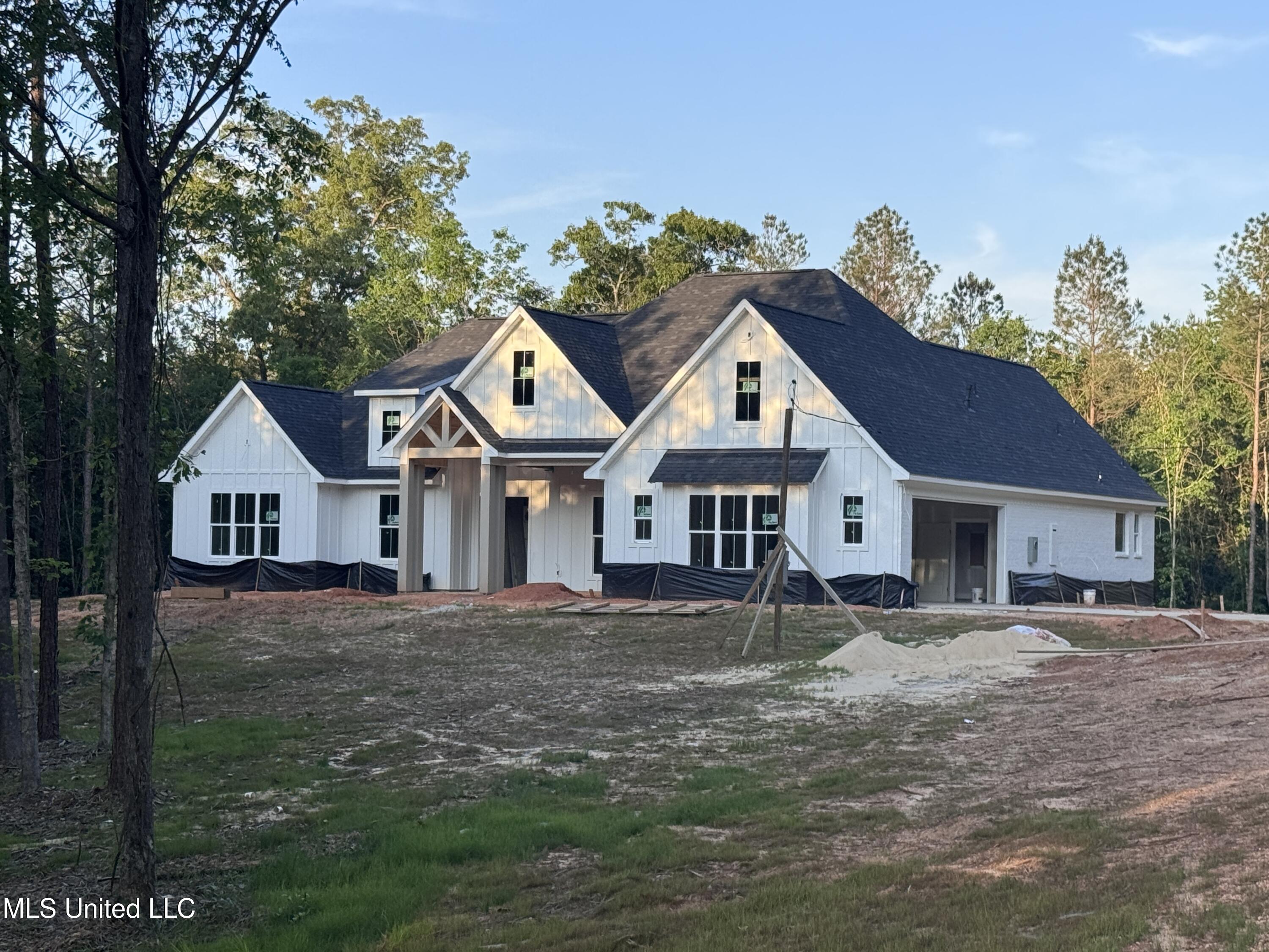 136 Ashwood Lane, Mendenhall, Mississippi image 1