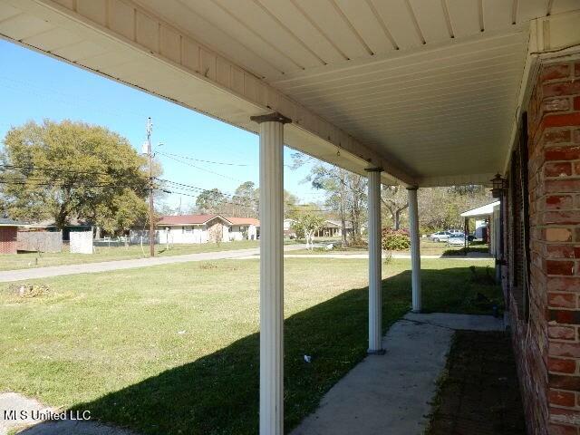310 Gates Avenue, Long Beach, Mississippi image 4
