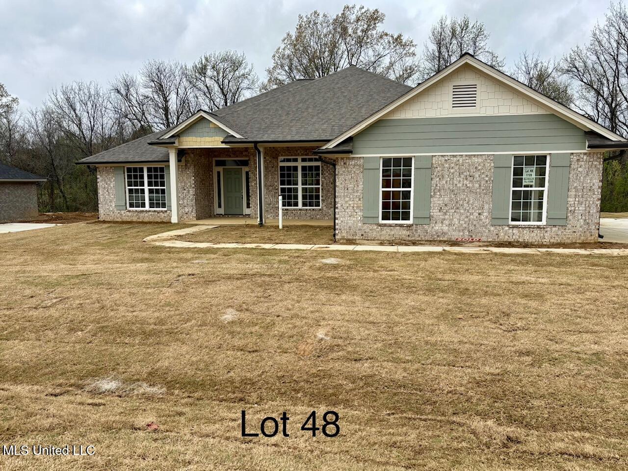 7739 Mary Mccoy Drive, Horn Lake, Mississippi image 2