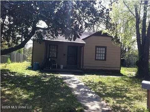 Homes For Sale - 229 Sollitt Street<br/> Jackson, MS 39209
