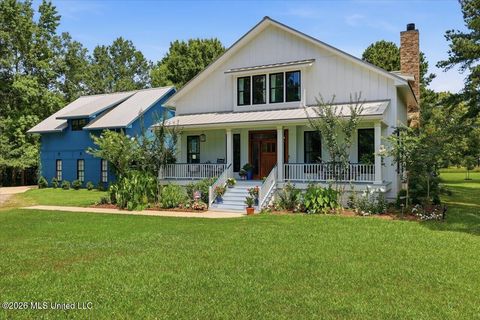Homes For Sale - 249 Normandy Circle<br/> Madison, MS 39110