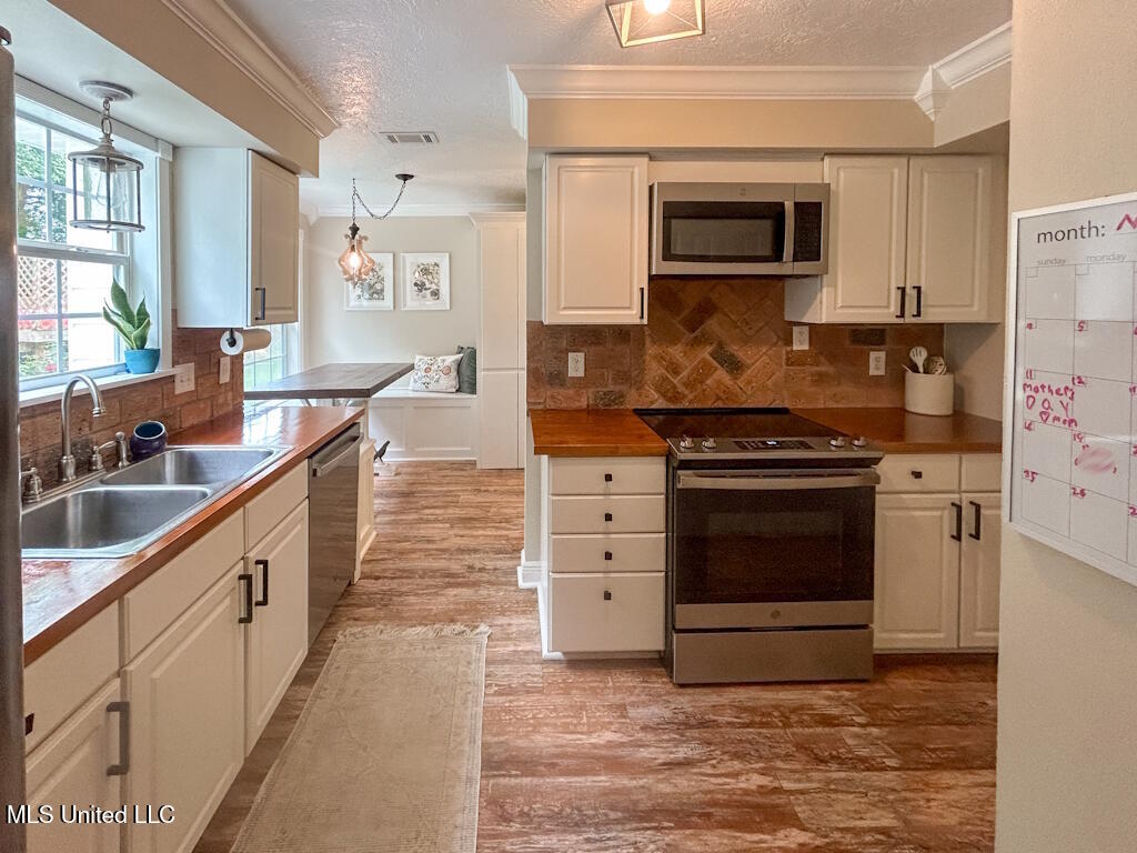 128 Reynolds Circle, Ocean Springs, Mississippi image 7