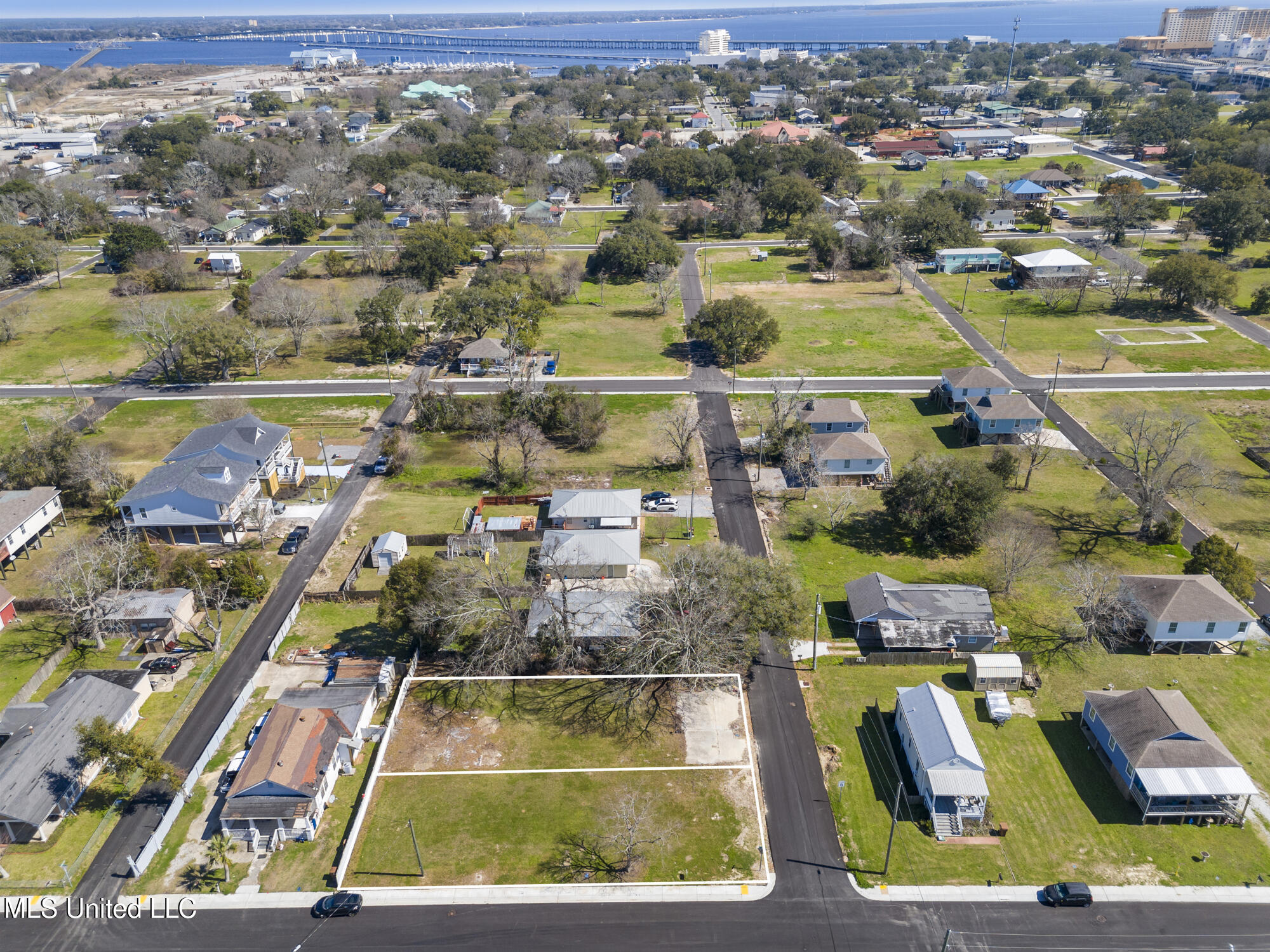 424 Pearl Street, Biloxi, Mississippi image 6