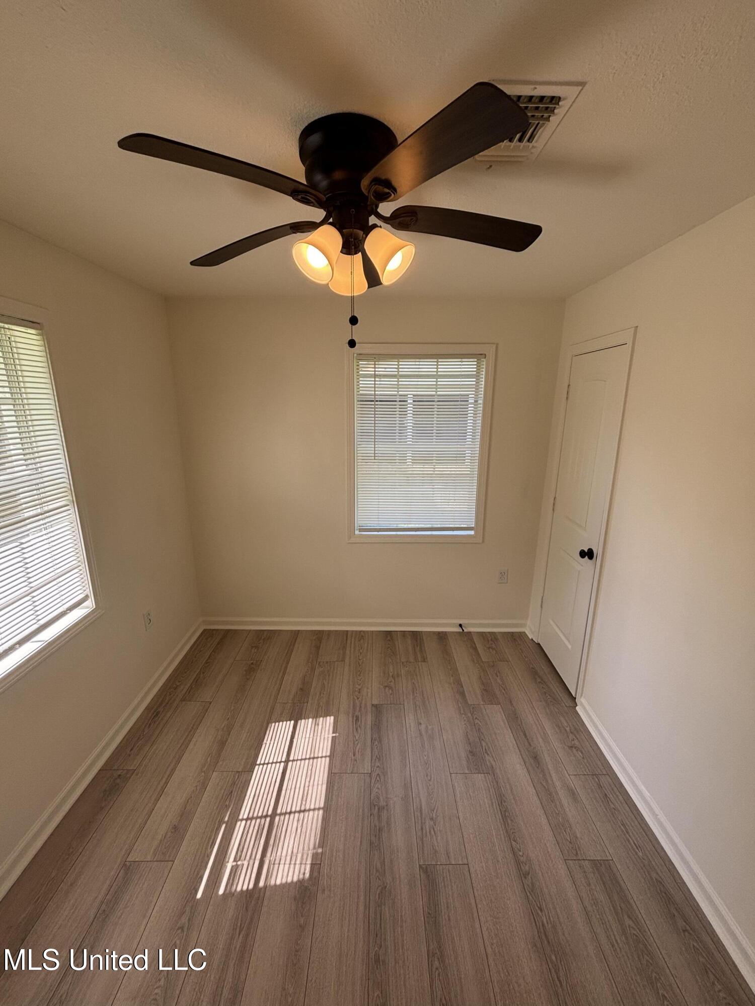 230 Greenbriar Circle, Holly Springs, Mississippi image 17