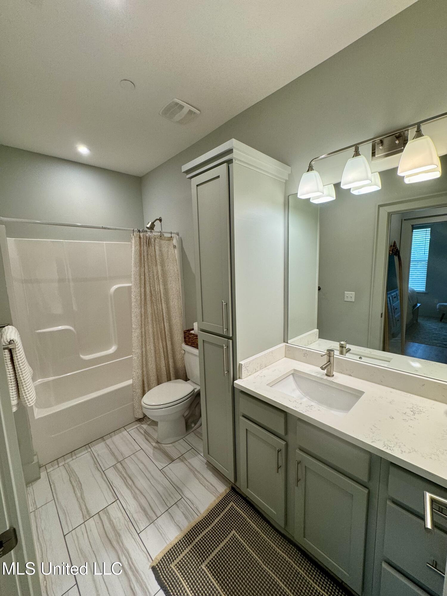 2501 Bienville Boulevard #330, Ocean Springs, Mississippi image 22