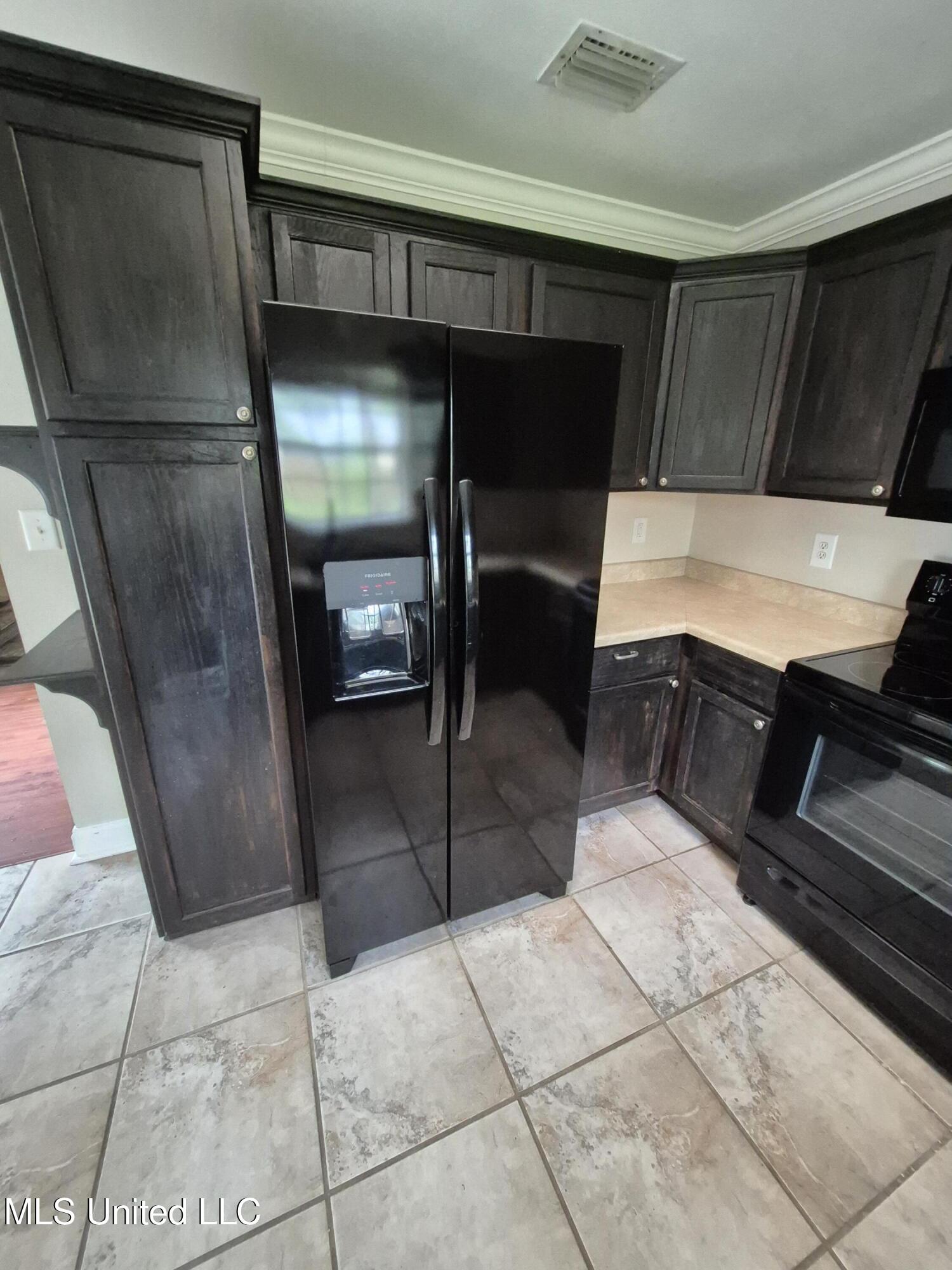 1113 Glendale Place, Gulfport, Mississippi image 8