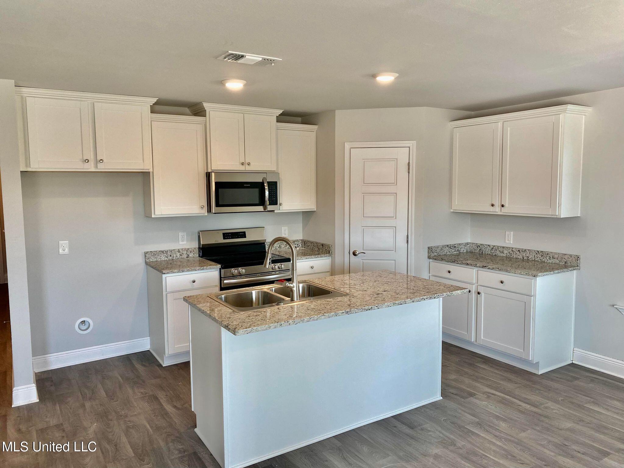 14774 Aurora Lane, Gulfport, Mississippi image 3