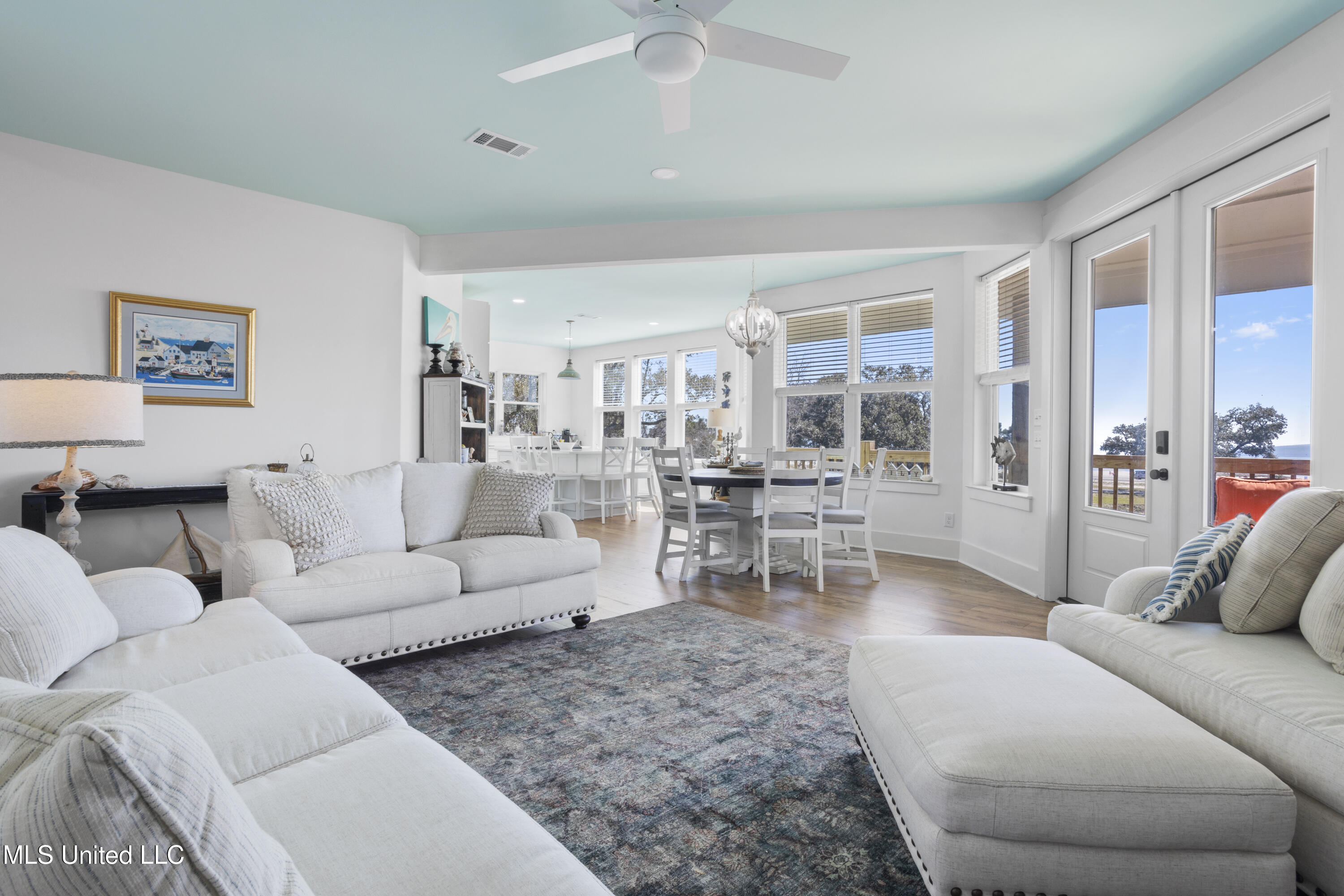 218 West Avenue, Long Beach, Mississippi image 12