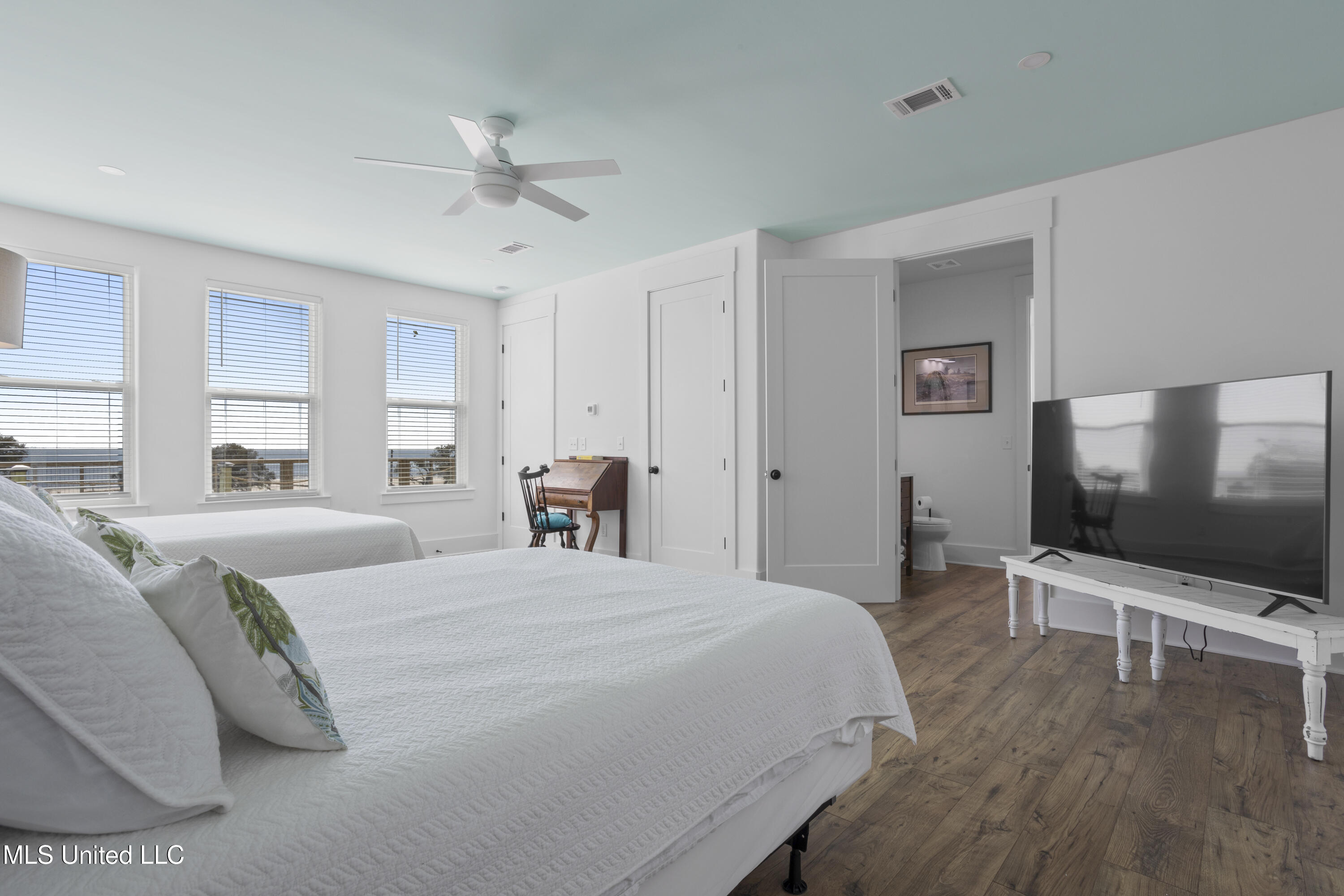 218 West Avenue, Long Beach, Mississippi image 42