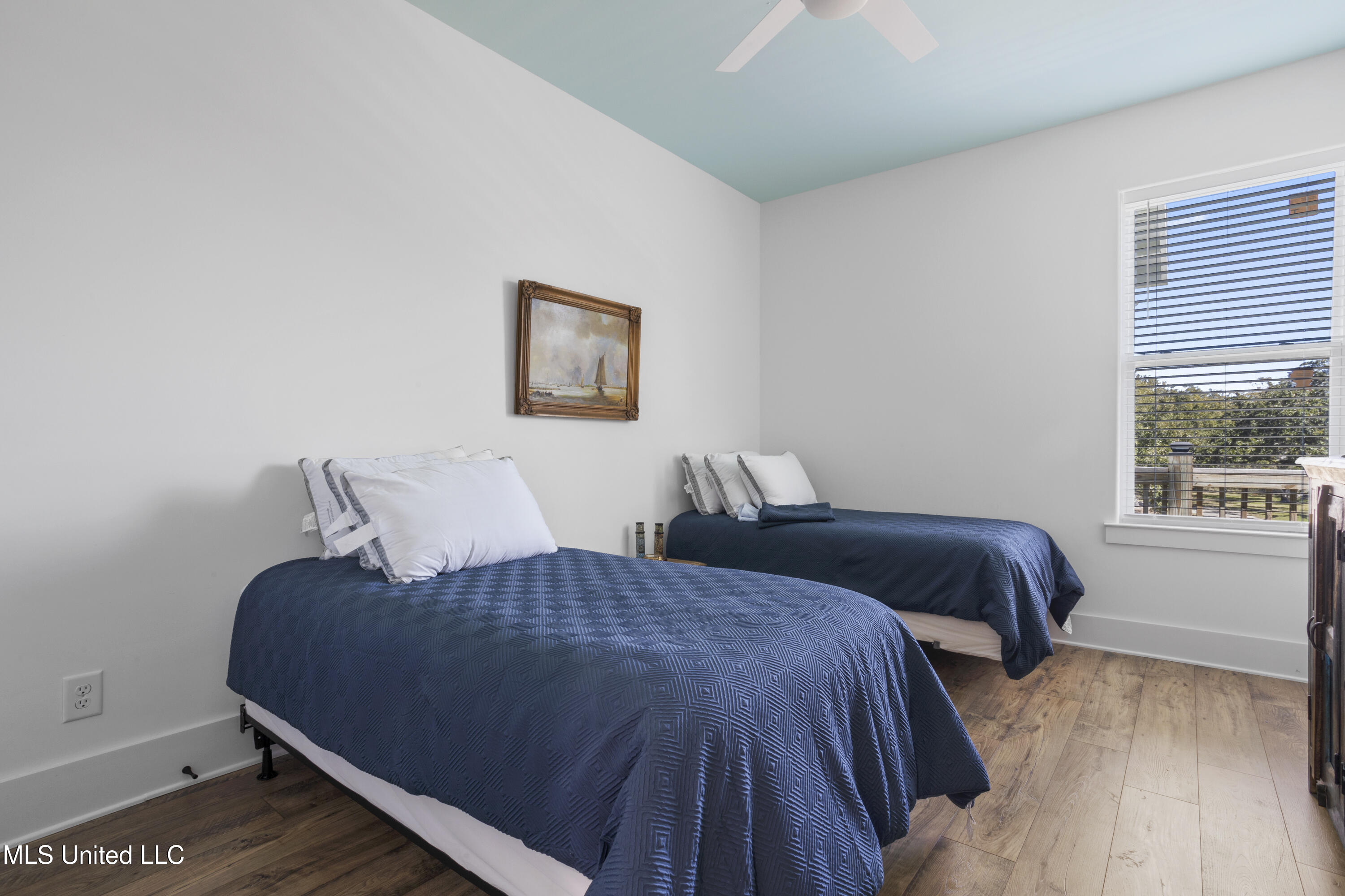 218 West Avenue, Long Beach, Mississippi image 19