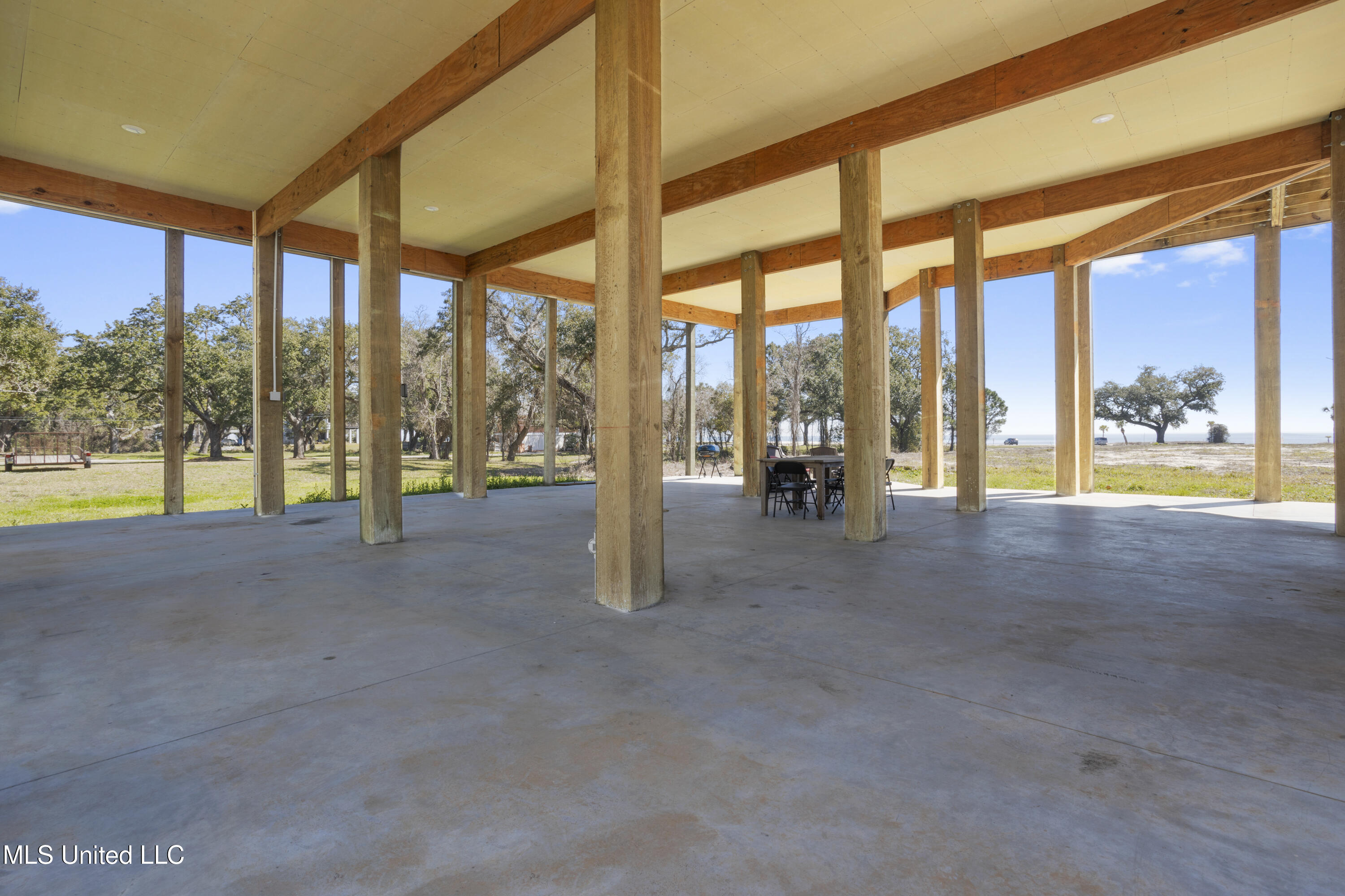 218 West Avenue, Long Beach, Mississippi image 47