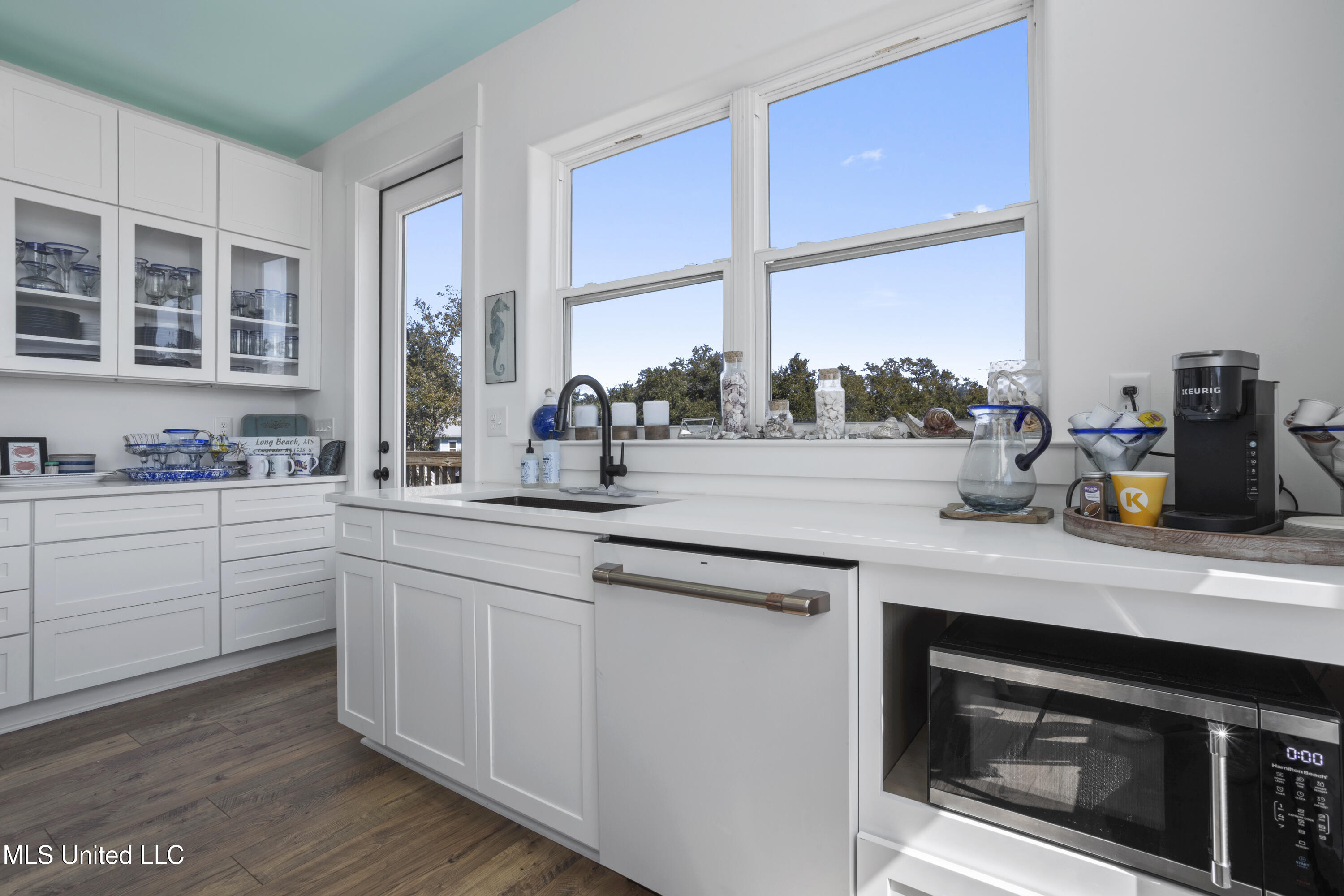 218 West Avenue, Long Beach, Mississippi image 15