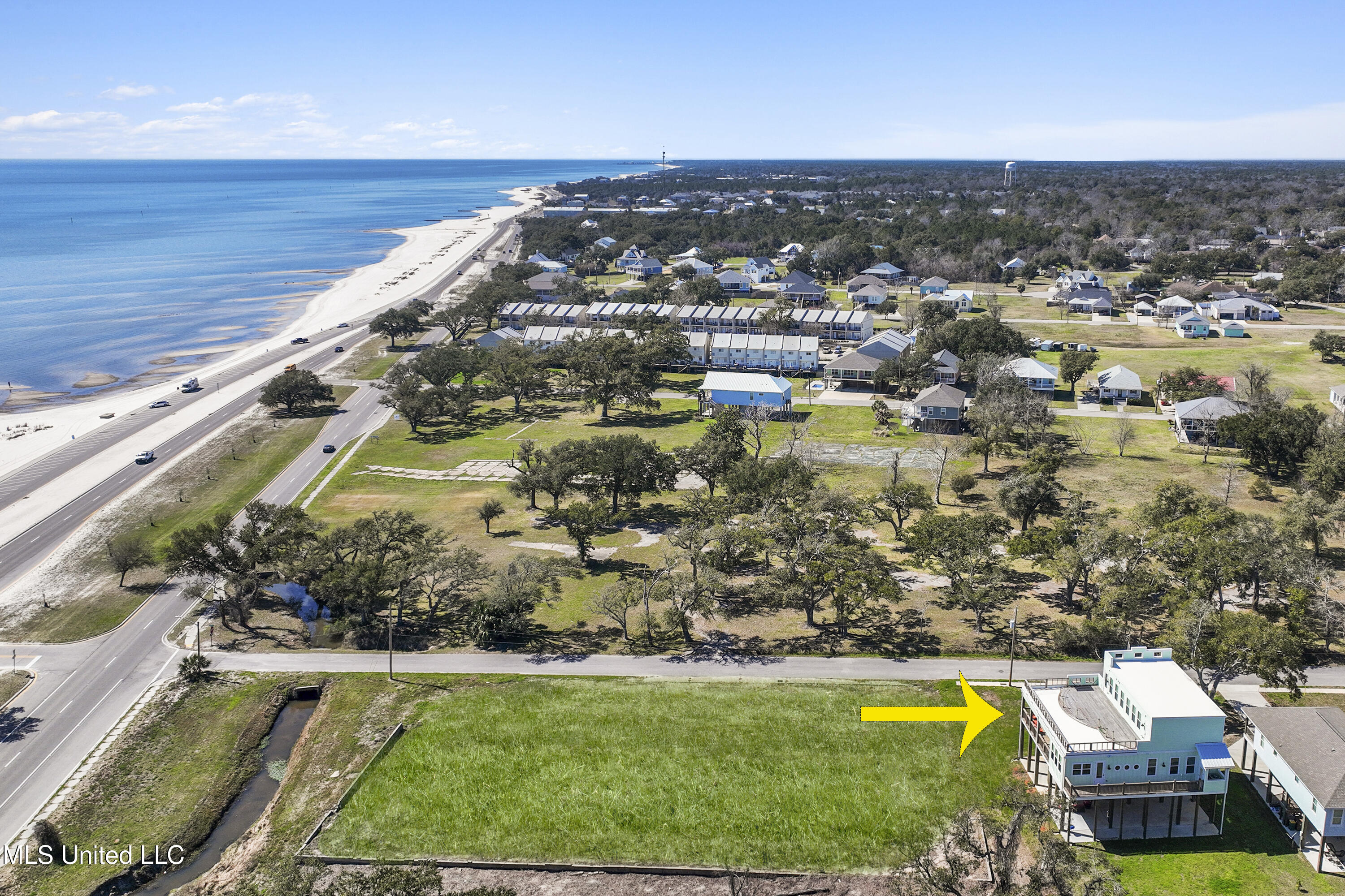 218 West Avenue, Long Beach, Mississippi image 2