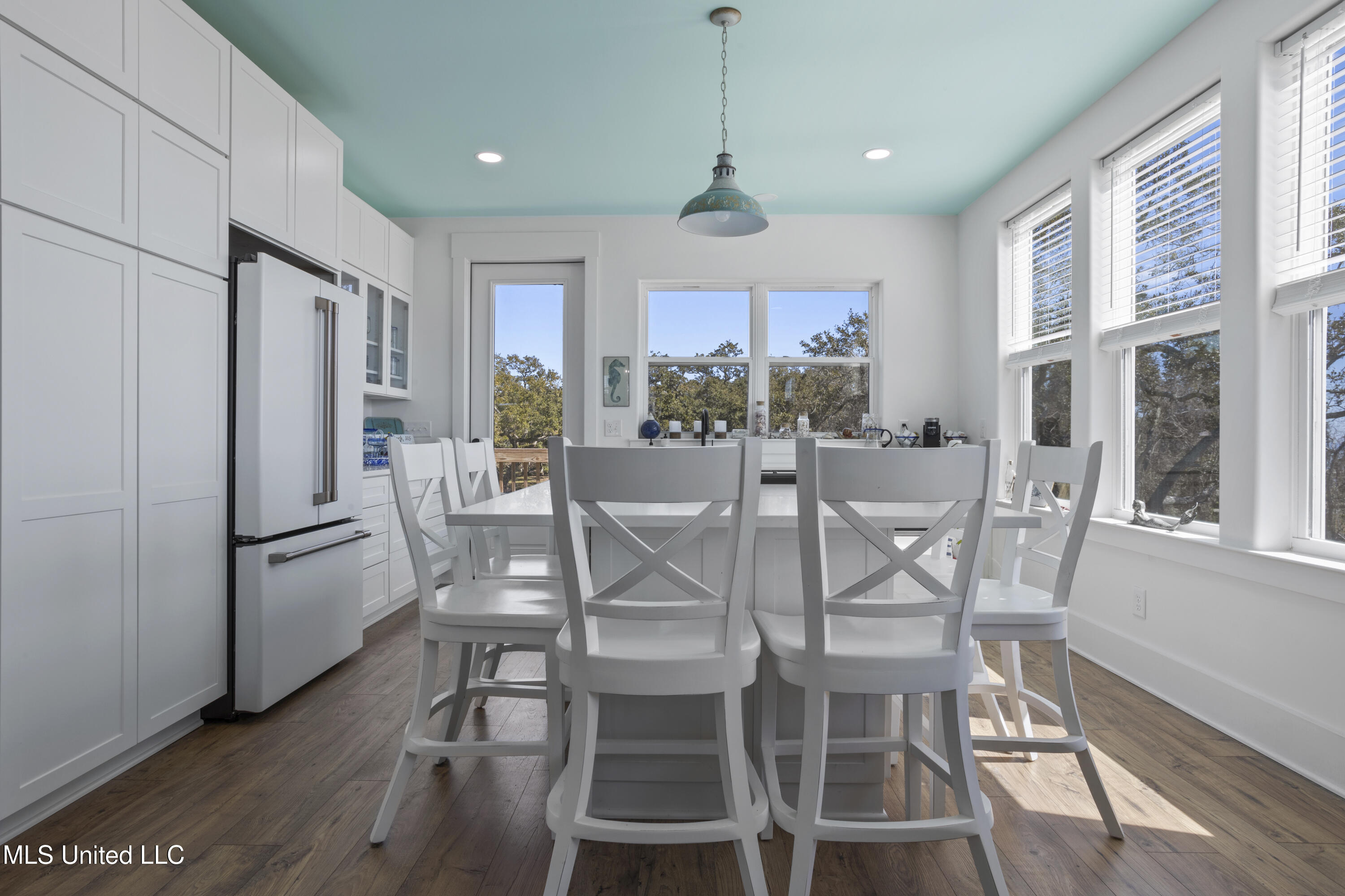 218 West Avenue, Long Beach, Mississippi image 29