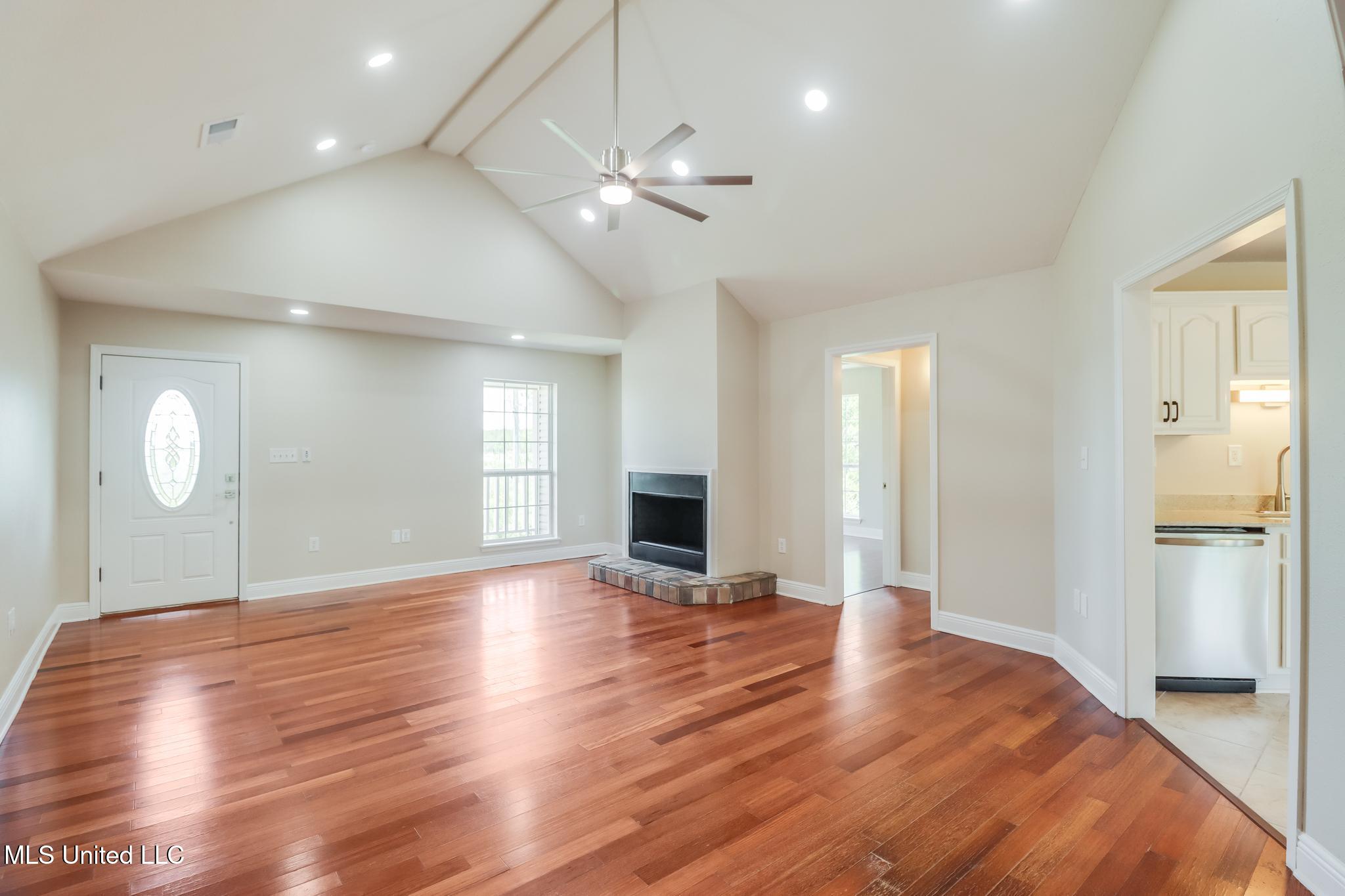 4284 34th Street, Bay Saint Louis, Mississippi image 9