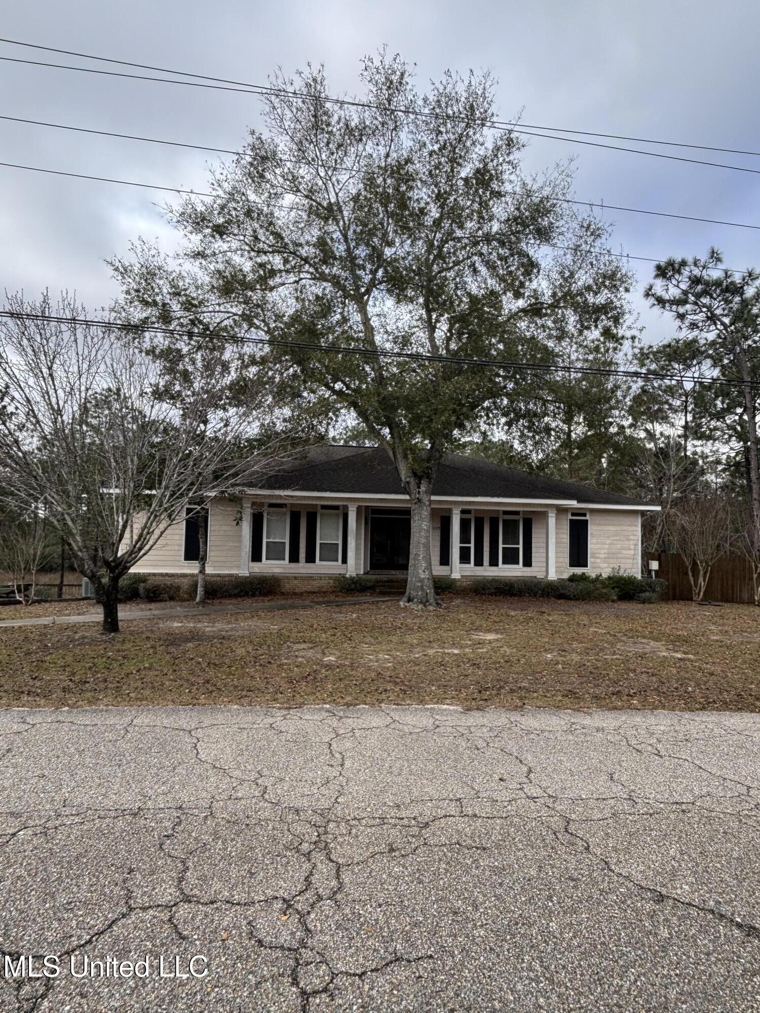 3135 Old Shell Landing Road, Ocean Springs, Mississippi image 1