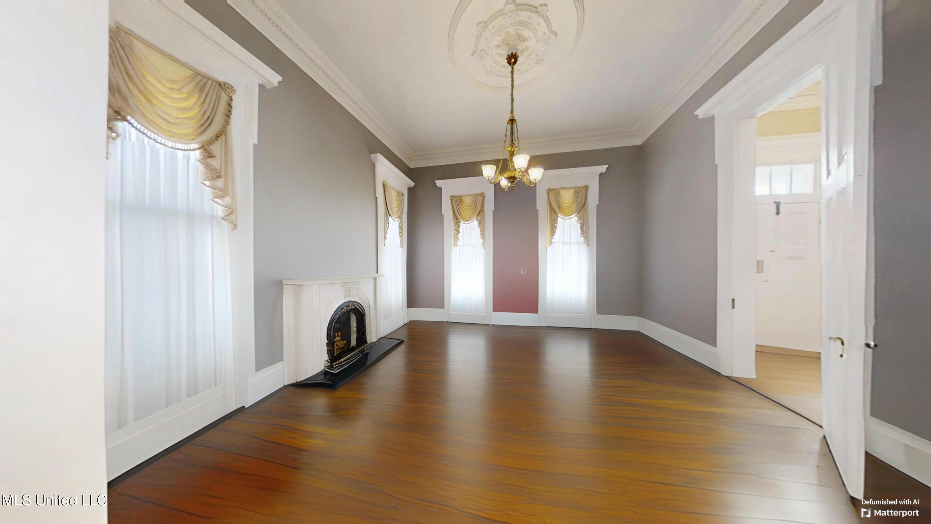 180 E Park Avenue, Holly Springs, Mississippi image 7