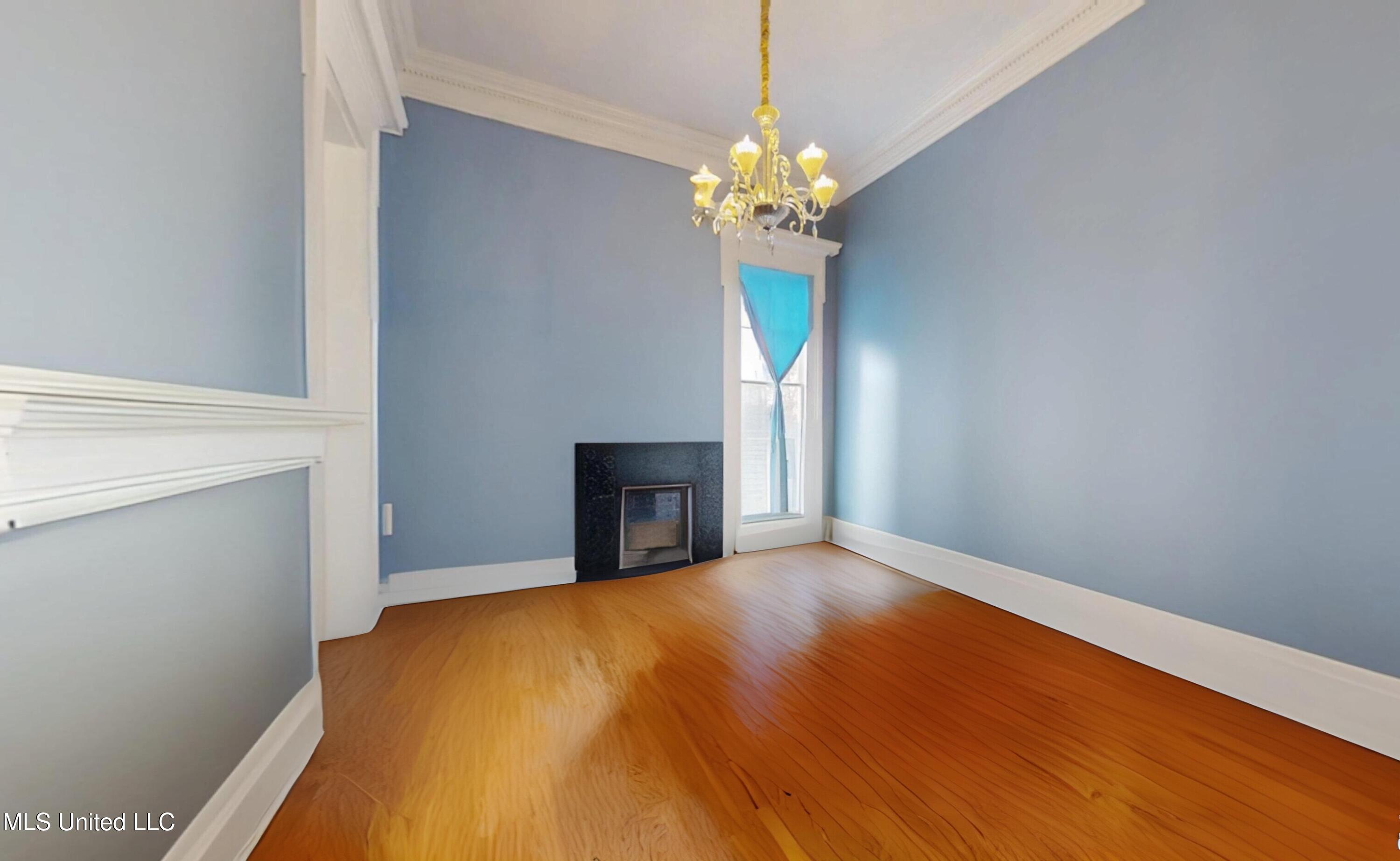 180 E Park Avenue, Holly Springs, Mississippi image 25
