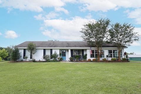 Homes For Sale - 45 Bullock Road<br/> Covington County, Seminary, MS 39479