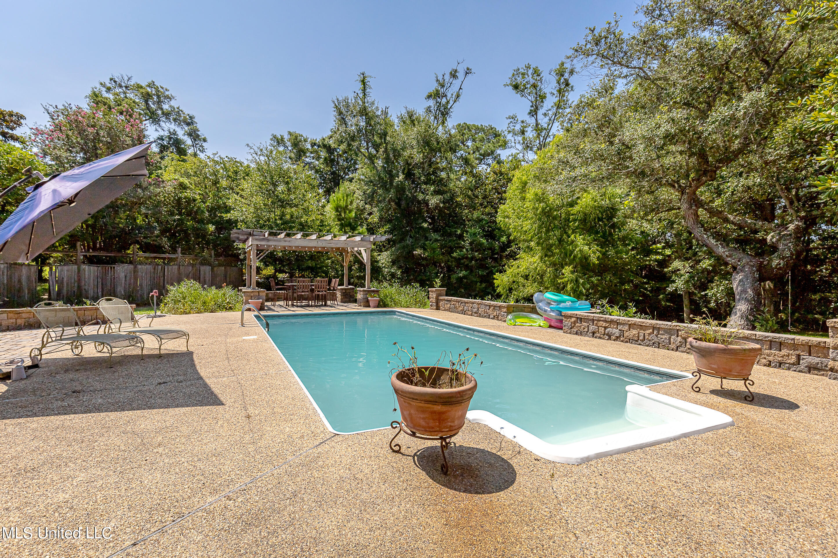 1802 Stuart Avenue, Ocean Springs, Mississippi image 3