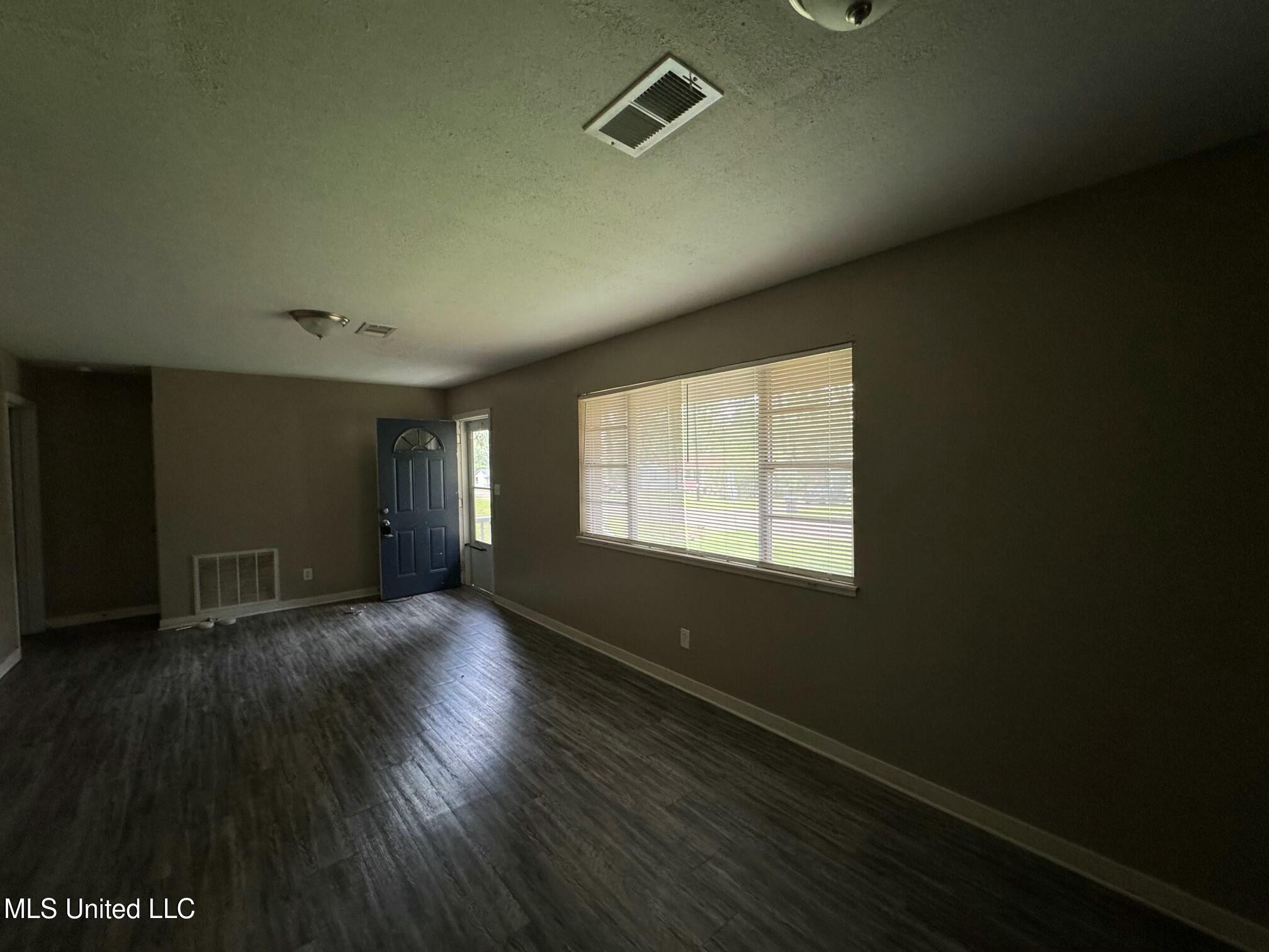 3118 Shirley Drive, Jackson, Mississippi image 3