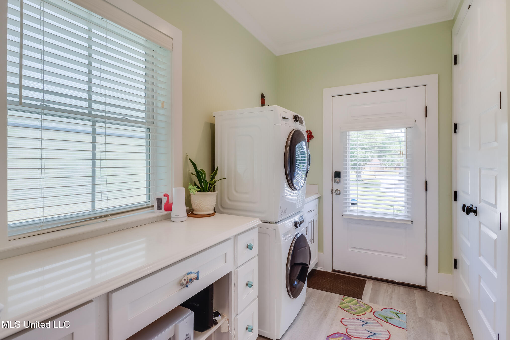 544 Beach Boulevard, Biloxi, Mississippi image 27