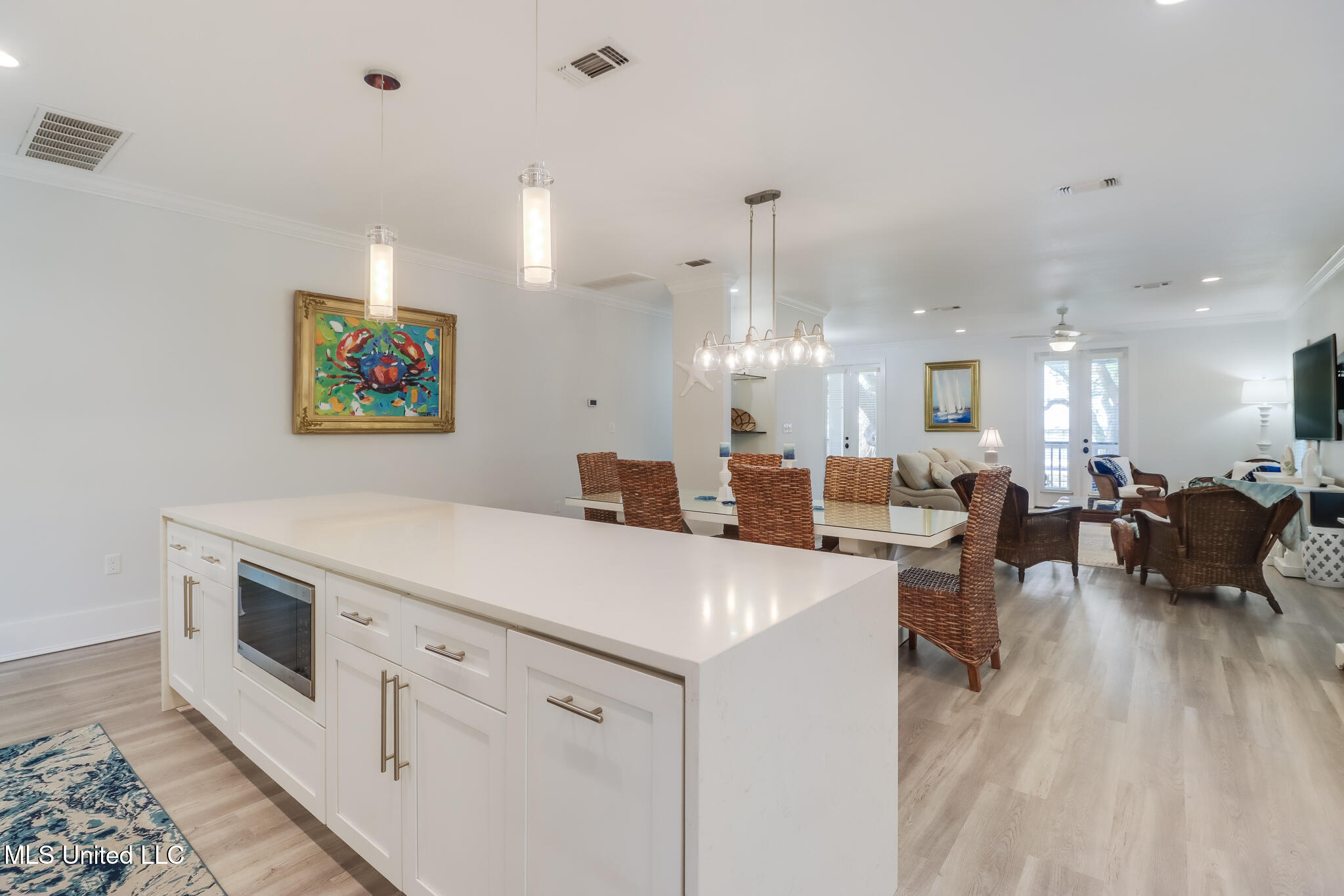 544 Beach Boulevard, Biloxi, Mississippi image 22