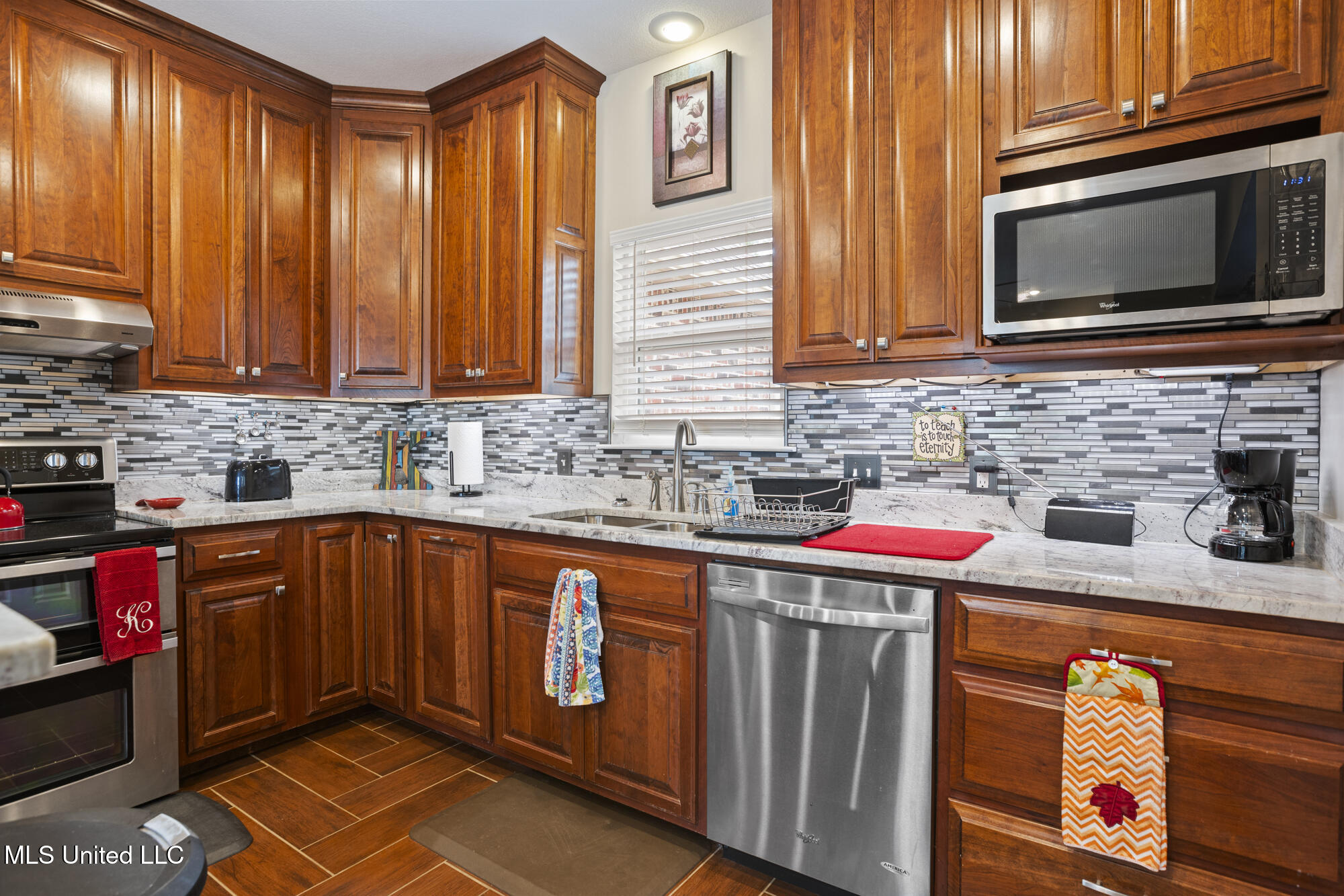 243 Lake Gary Road, Leakesville, Mississippi image 11