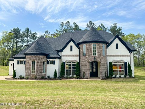 Homes For Sale - 26 Honey Suckle Cove<br/> Marshall County, Holly Springs, MS 38635
