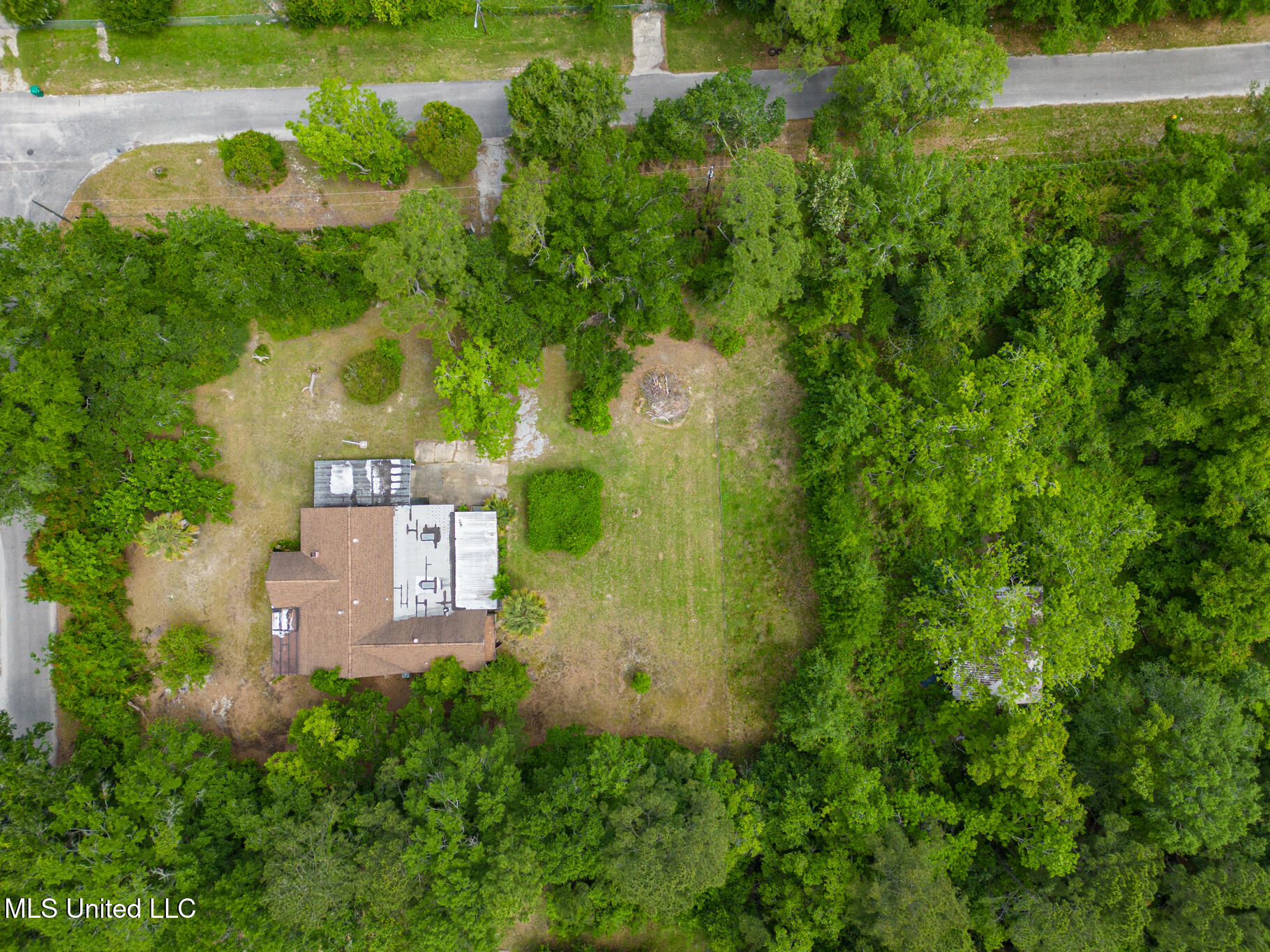 3008 Papania Lane, Gulfport, Mississippi image 23