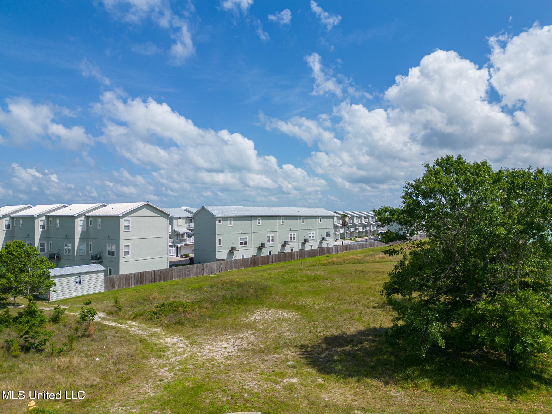 110 Sea Oaks Boulevard, Long Beach, Mississippi image 7