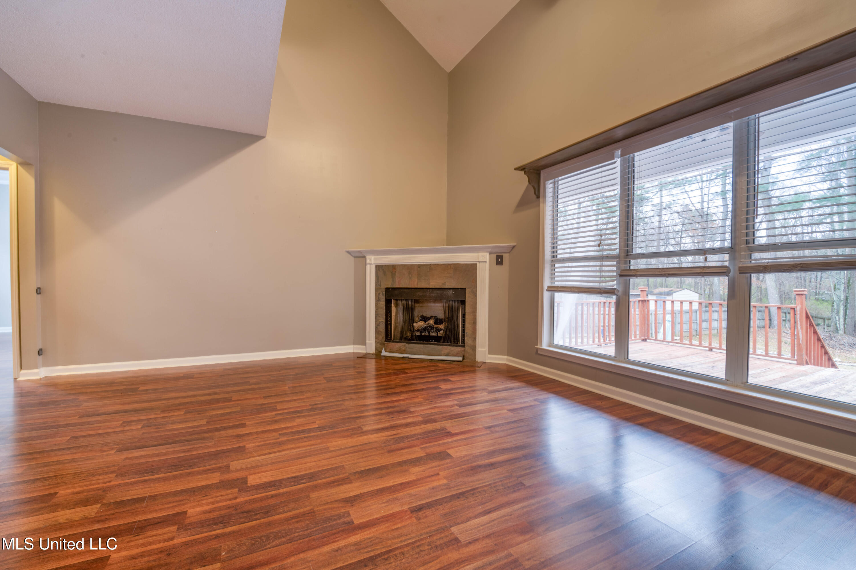 10065 Lacy Drive, Olive Branch, Mississippi image 13