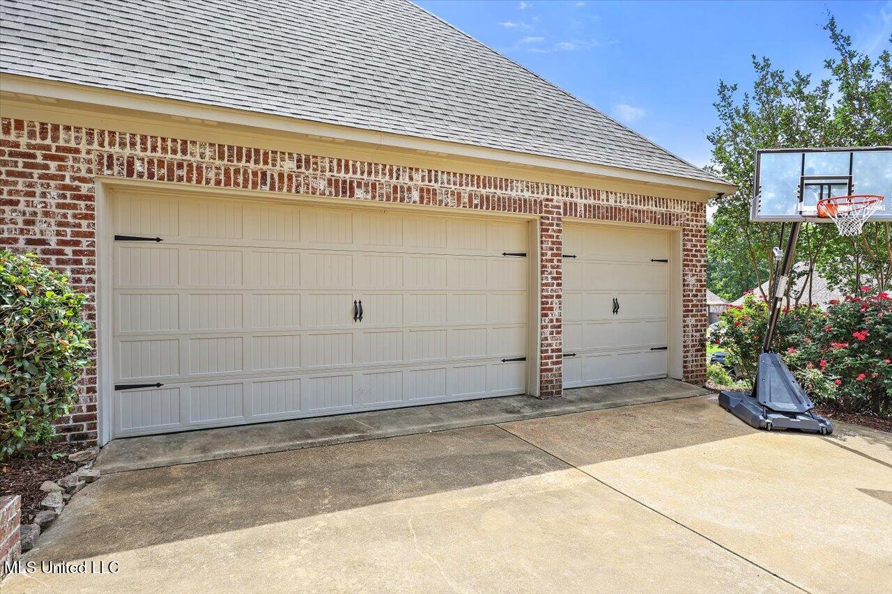 130 Hemlock Lane, Madison, Mississippi image 3