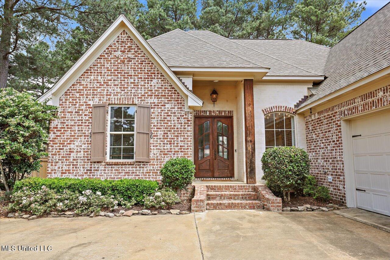 130 Hemlock Lane, Madison, Mississippi image 1