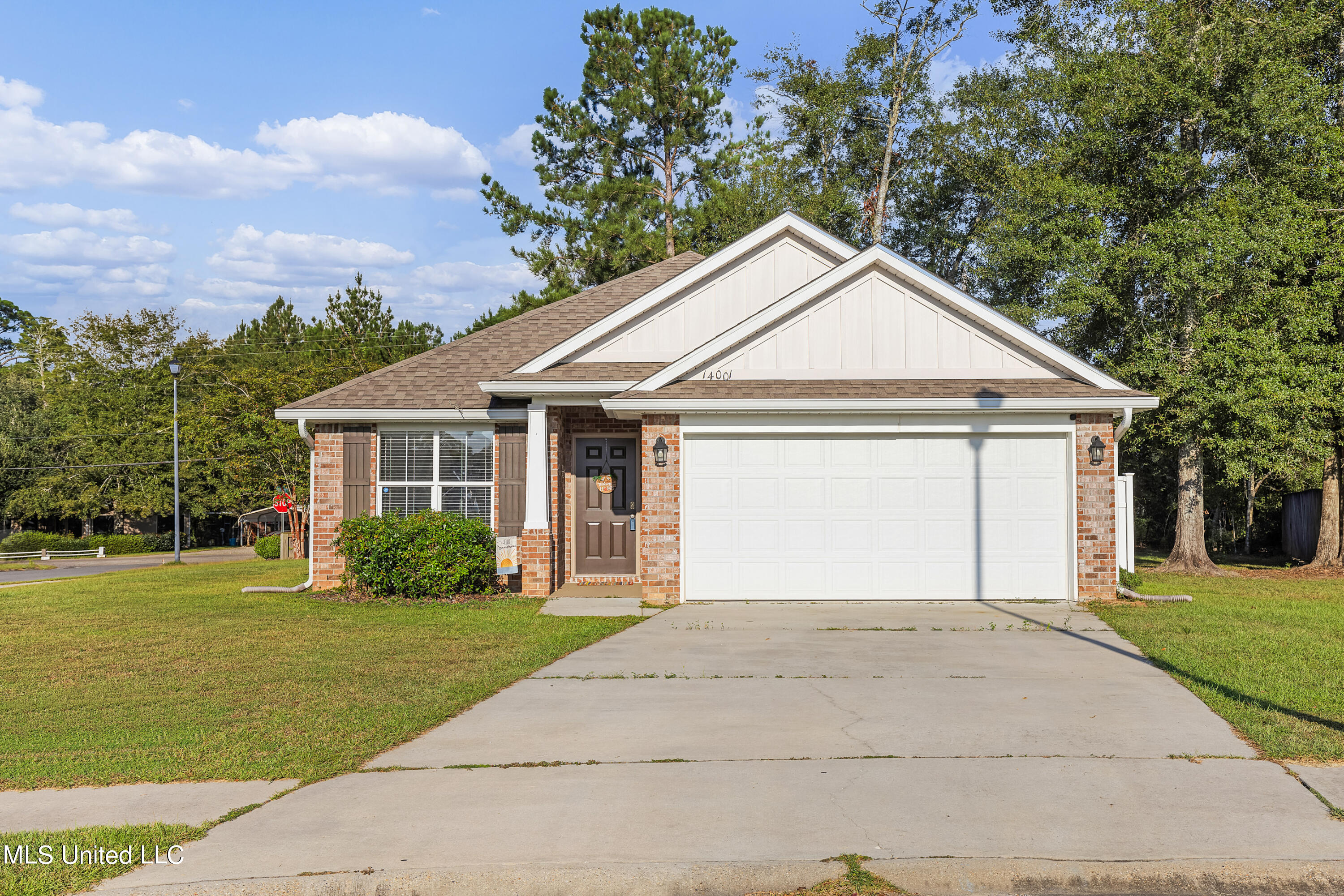 14001 Fox Hill Drive, Gulfport, Mississippi image 1