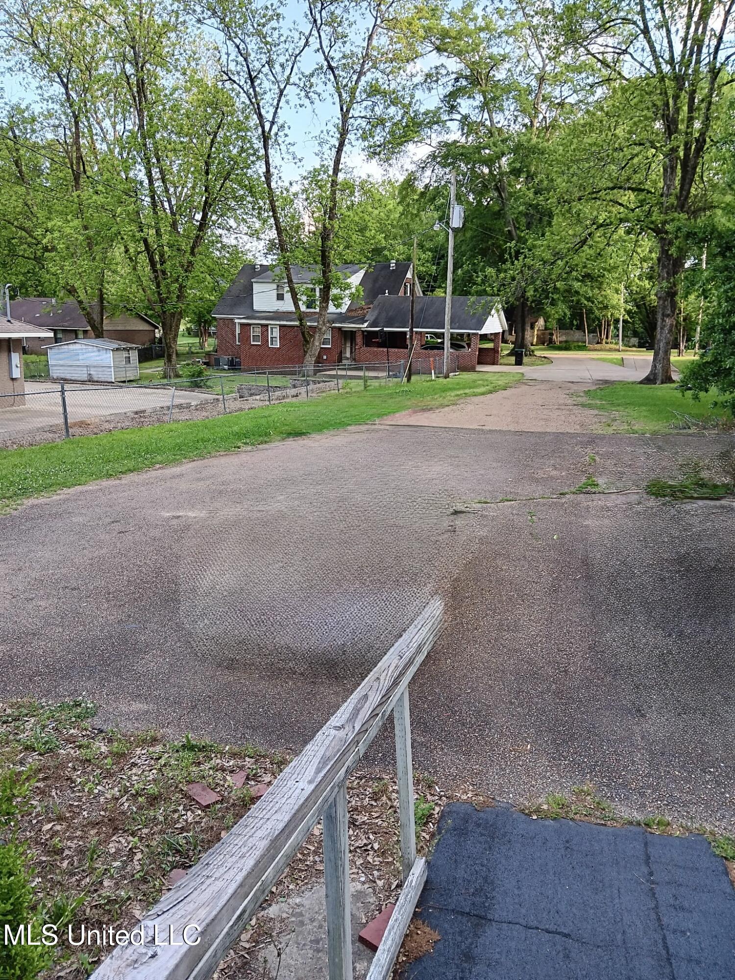 624 Summit Street, Winona, Mississippi image 7
