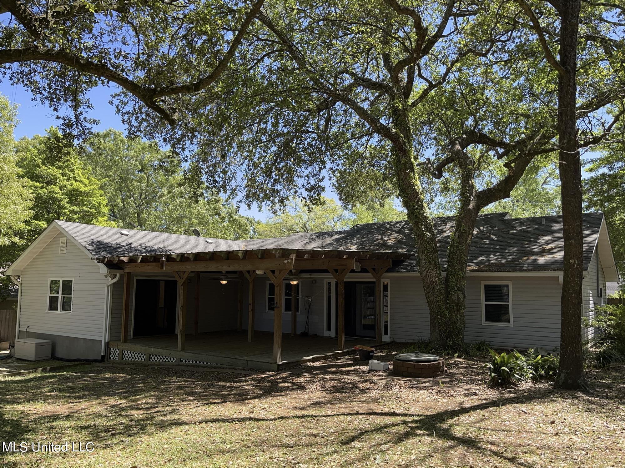 87119 Golf Club Drive, Diamondhead, Mississippi image 8