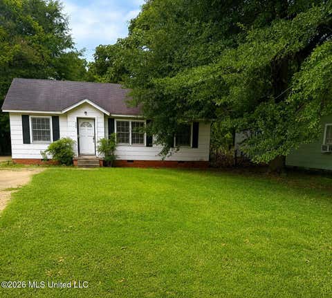 Homes For Sale - 360 W Adams Avenue<br/> Leflore County, Greenwood, MS 38930