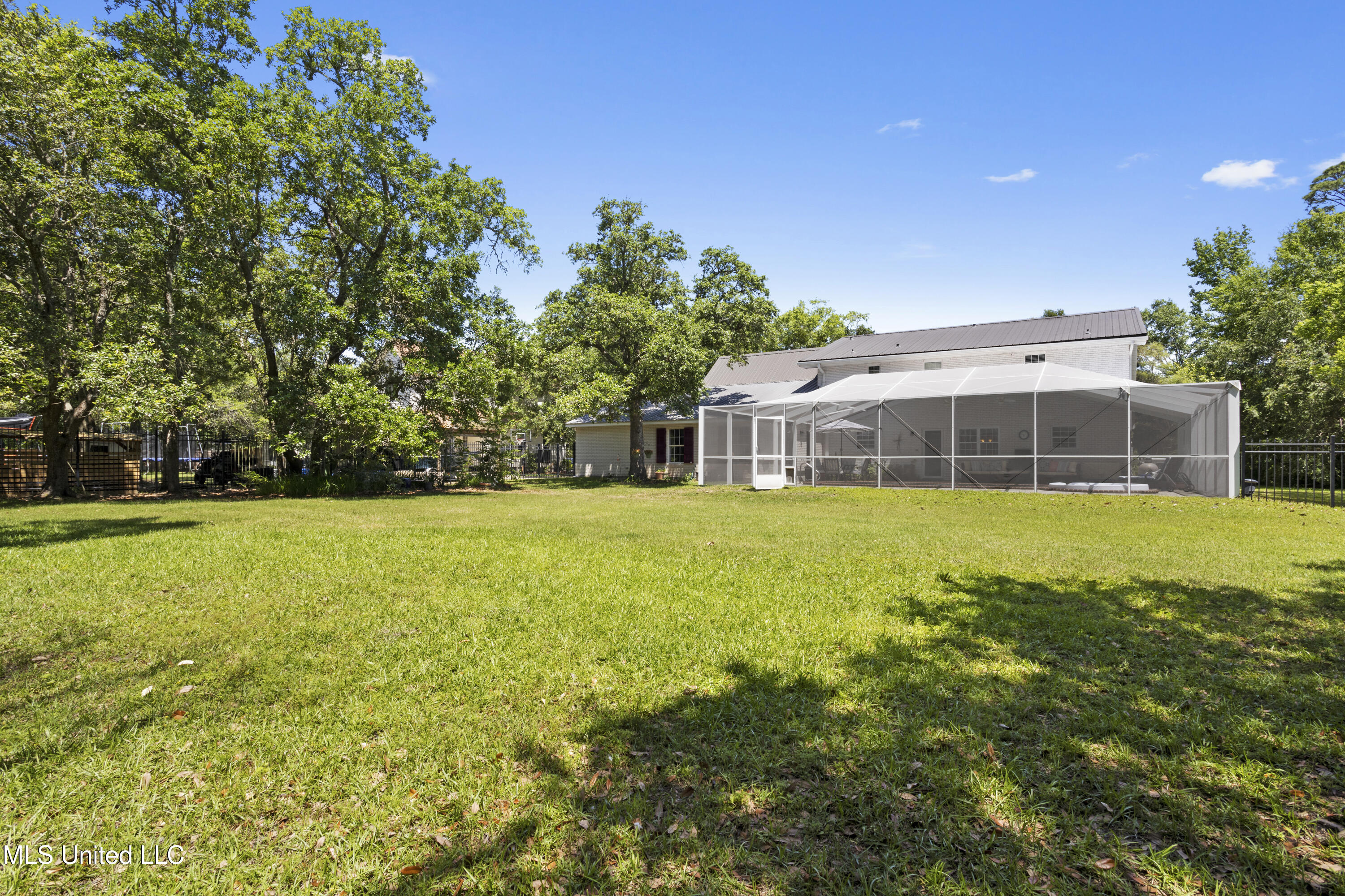 316 Ramoneda Street, Bay Saint Louis, Mississippi image 33