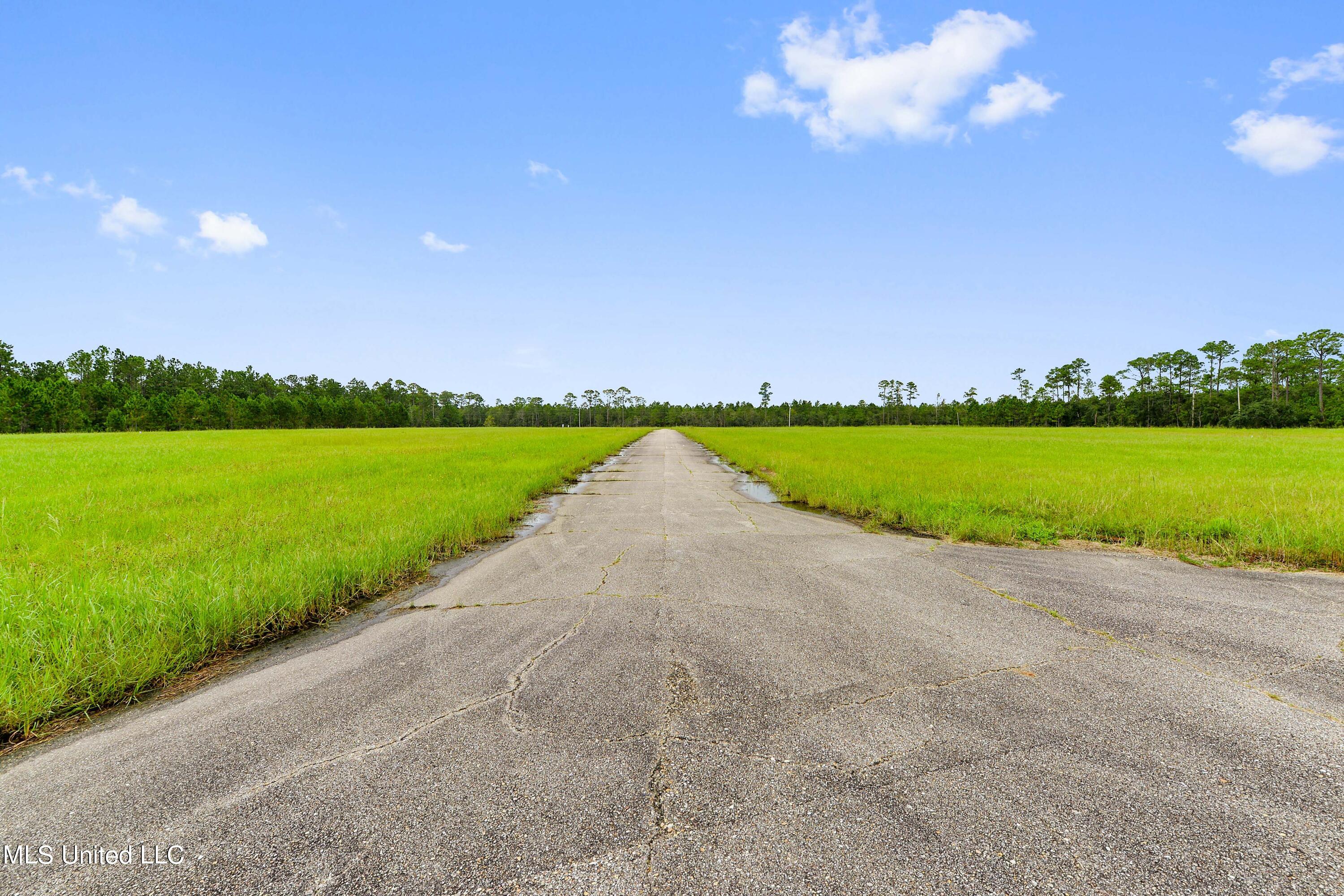 10160 Chapman Road, Bay Saint Louis, Mississippi image 3