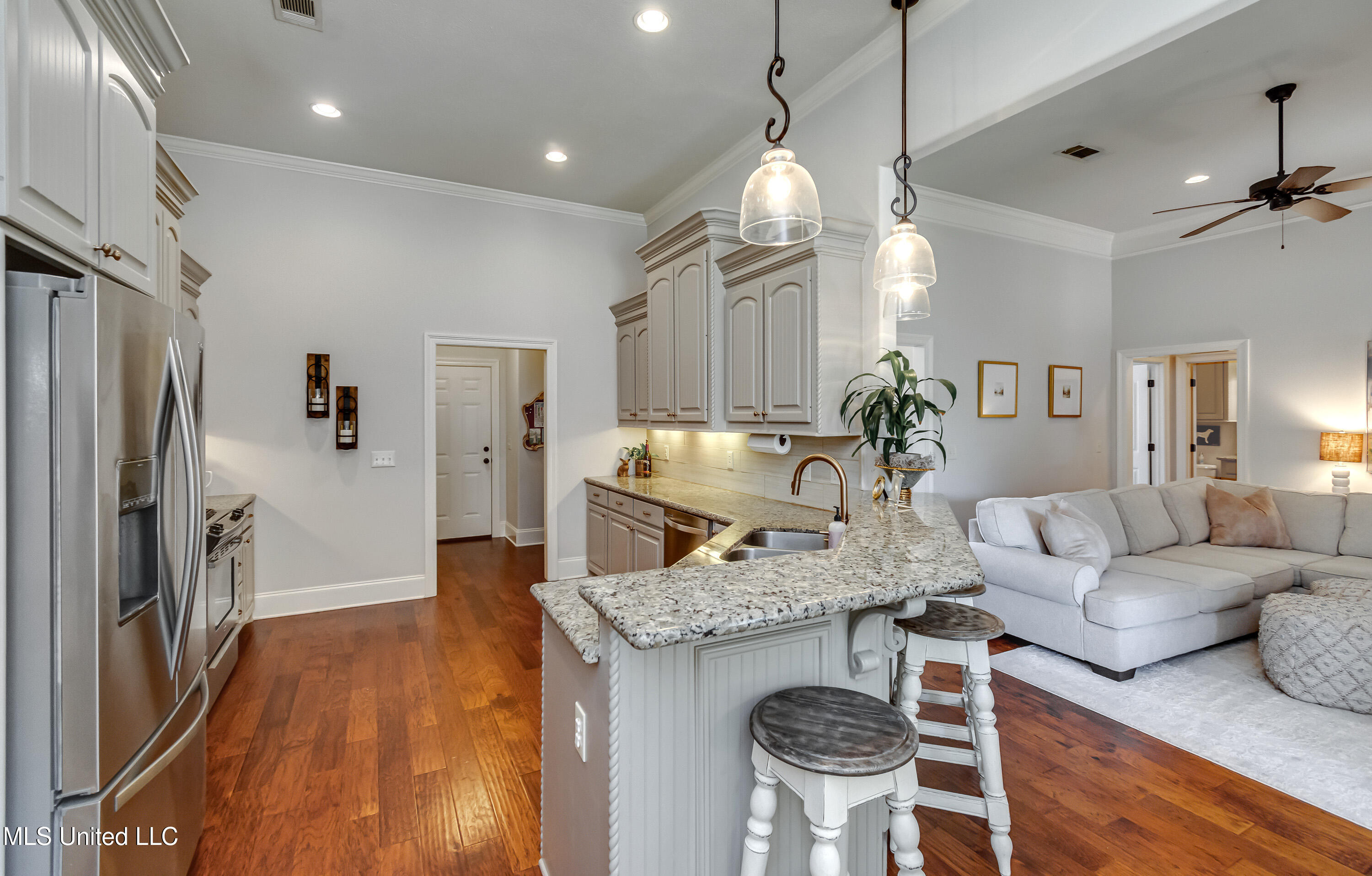 Madison, Mississippi 39110, United States, 3 Bedrooms Bedrooms, ,2 BathroomsBathrooms,Residential,Pending,141465